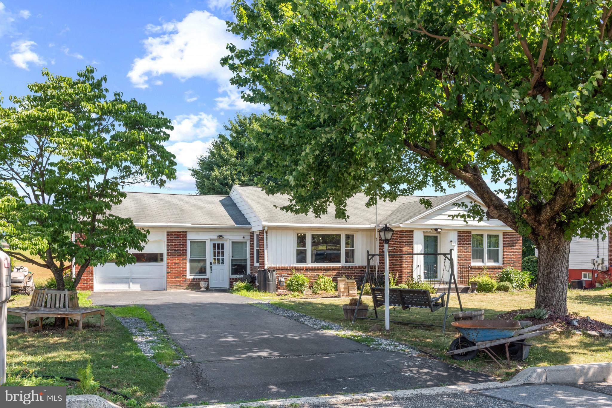 PENN HEIGHTS - Residential