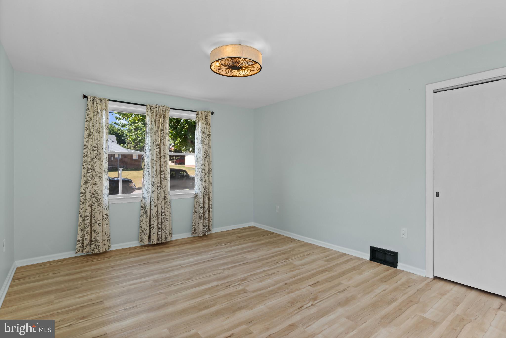 PENN HEIGHTS - Residential