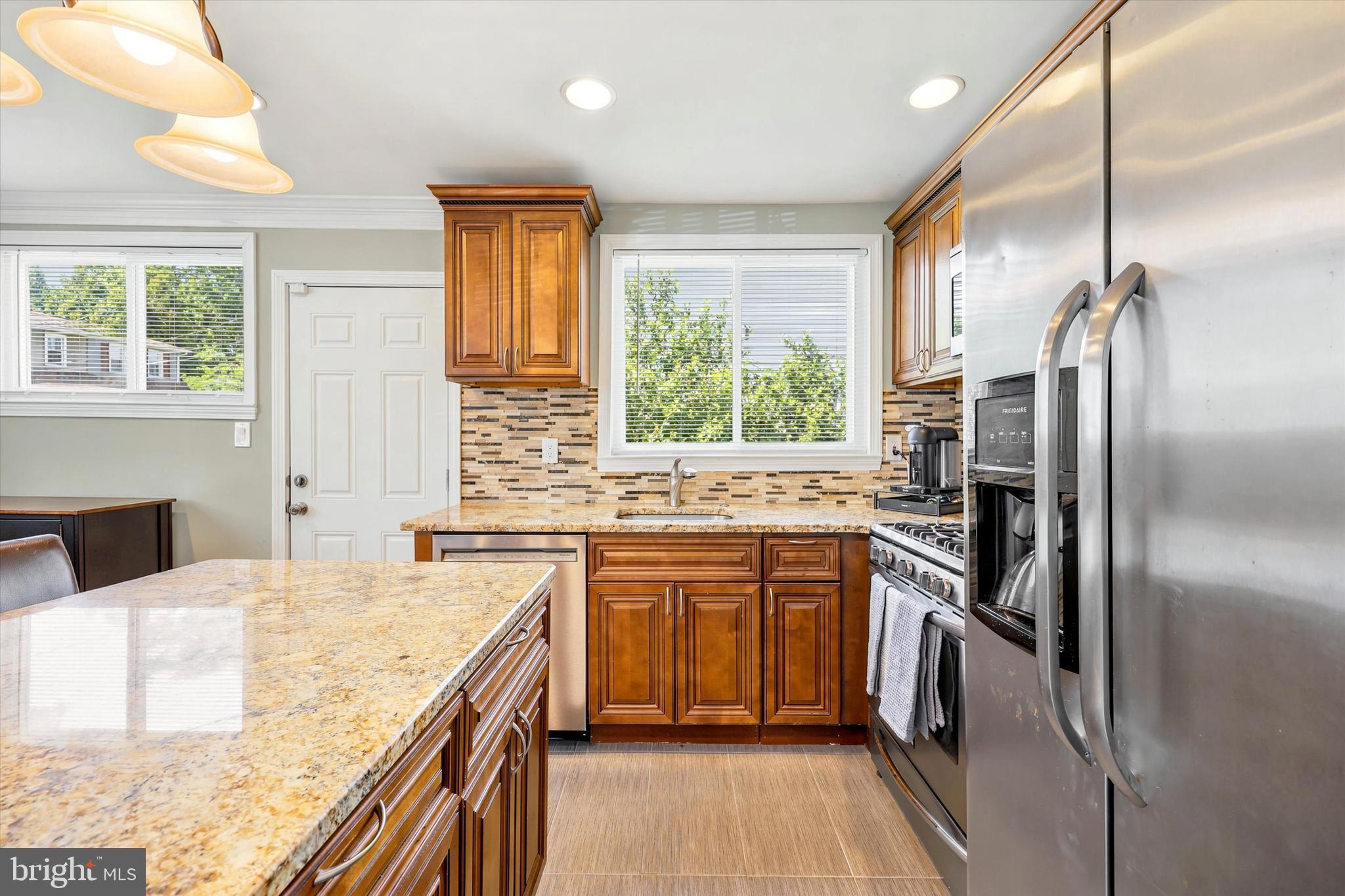 ELKINS PARK - Residential