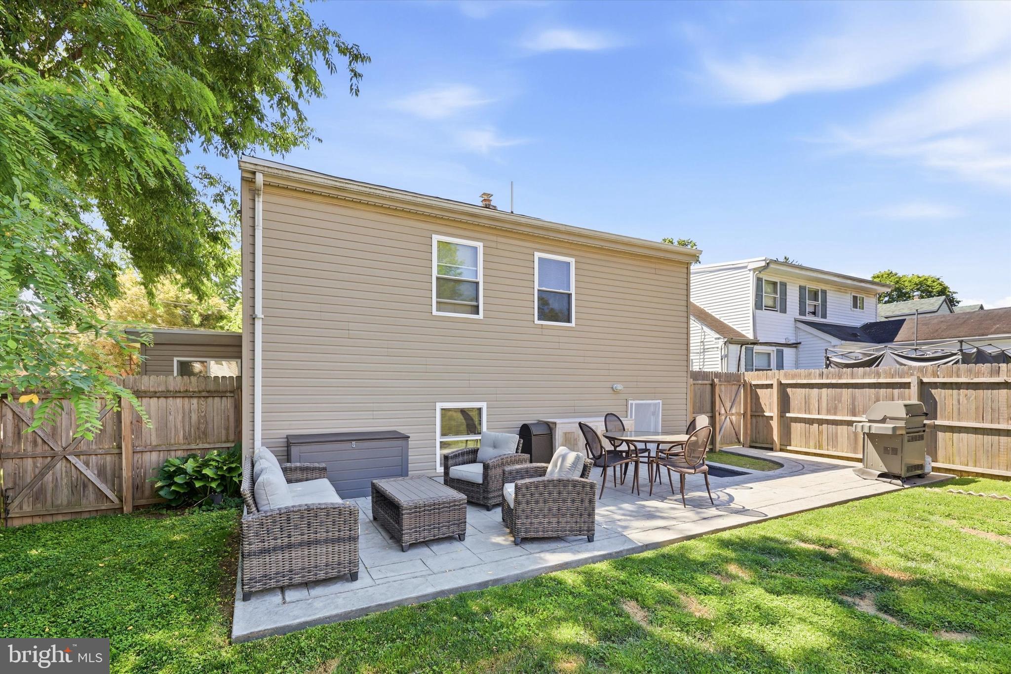 ELKINS PARK - Residential