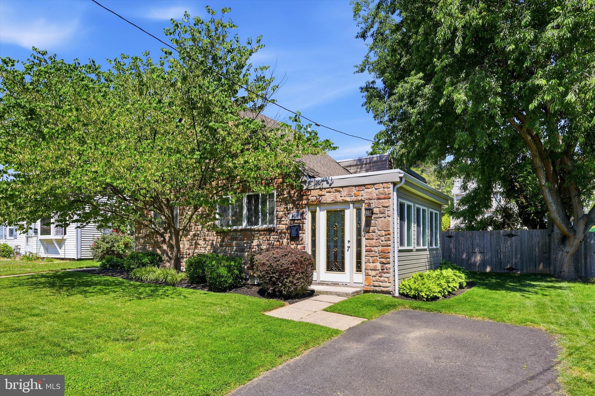 ELKINS PARK - Residential