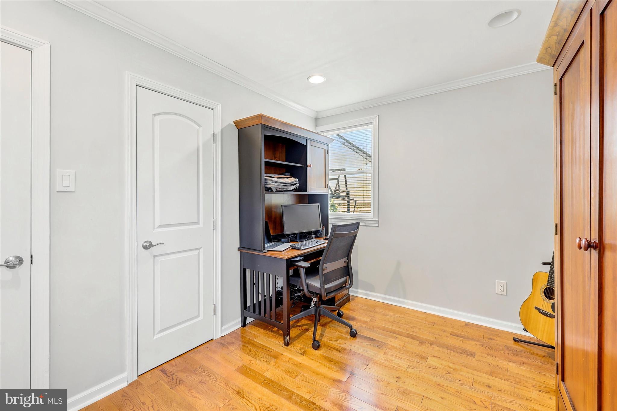 ELKINS PARK - Residential