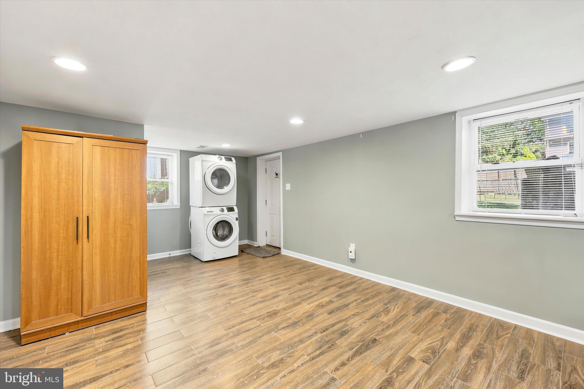 ELKINS PARK - Residential