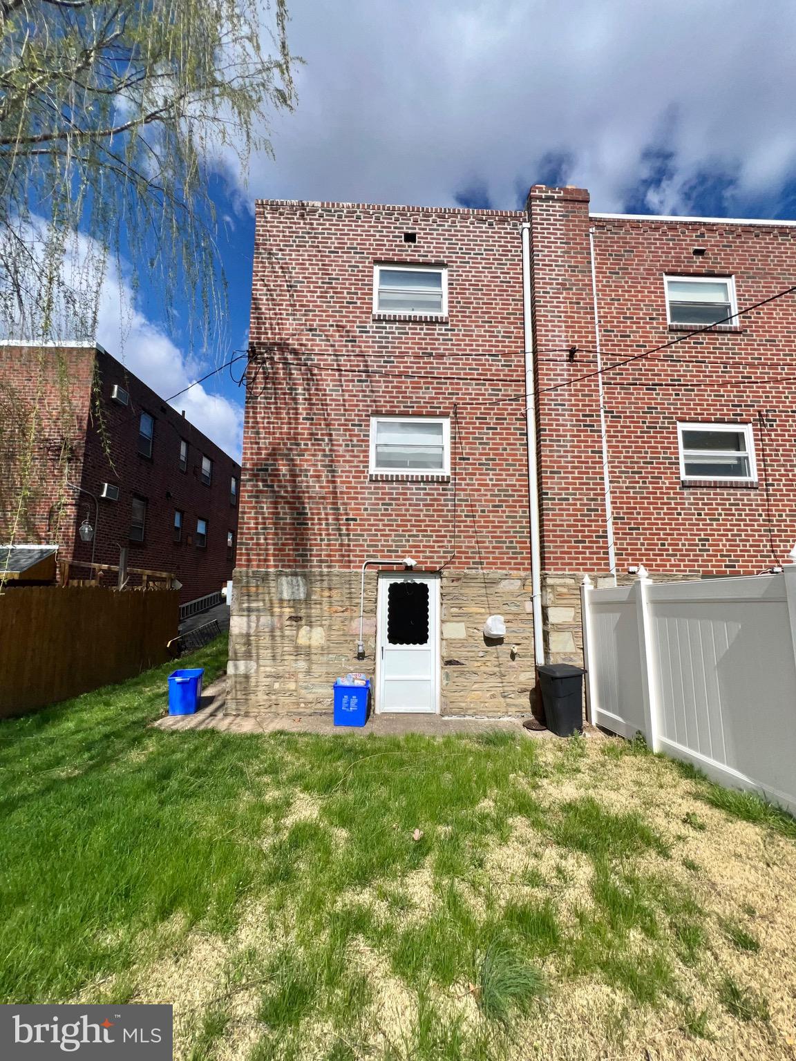 FOX CHASE - Residential Income