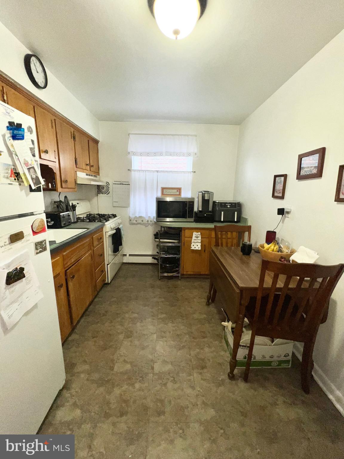 FOX CHASE - Residential Income