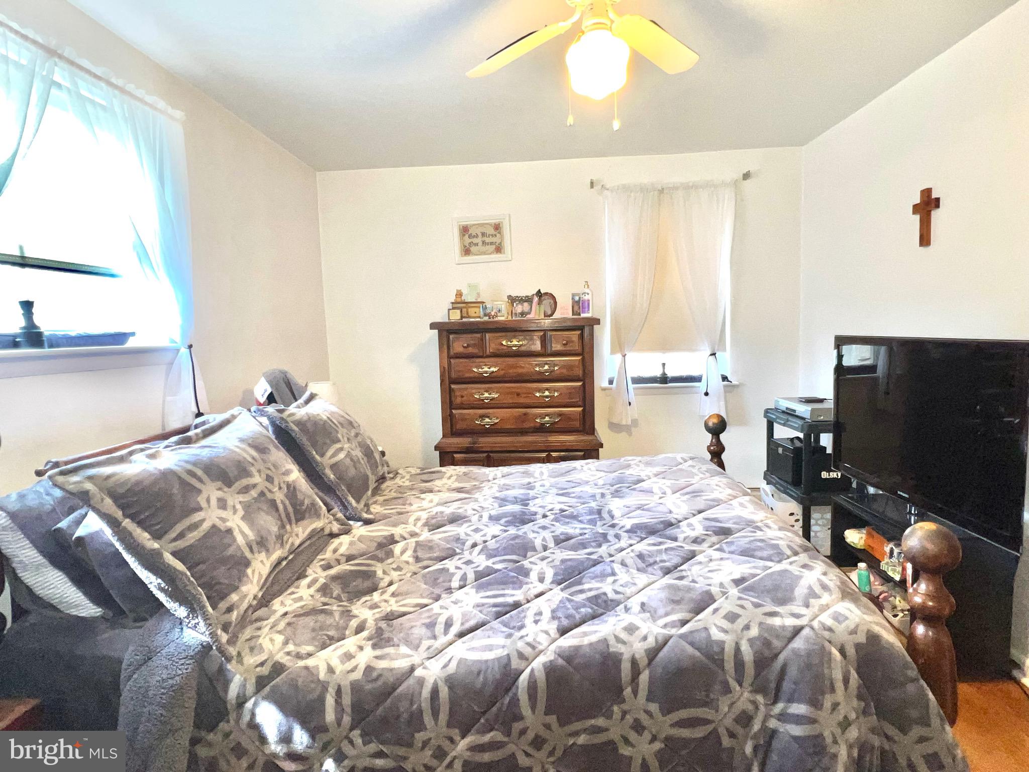 FOX CHASE - Residential Income