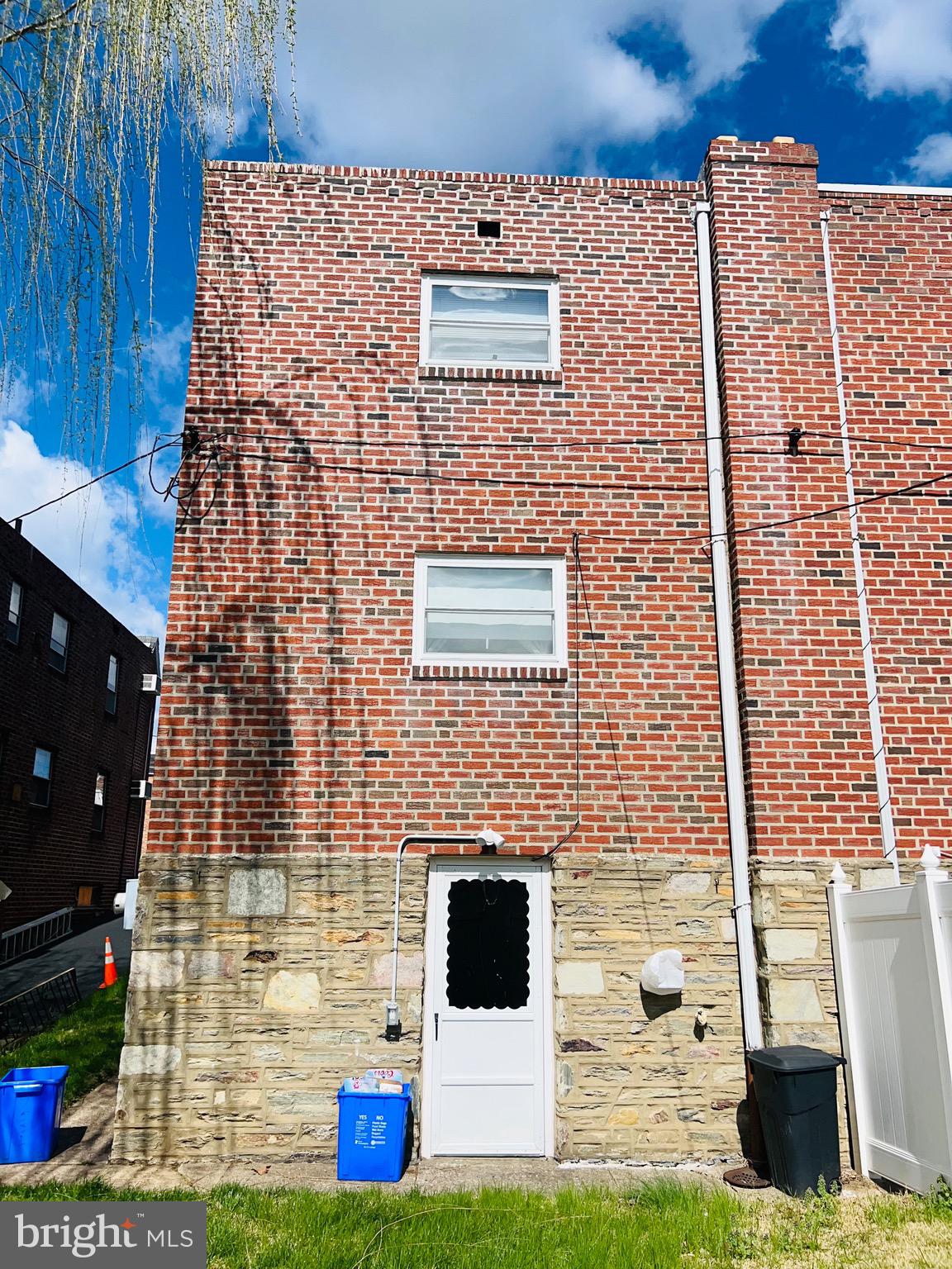 FOX CHASE - Residential Income