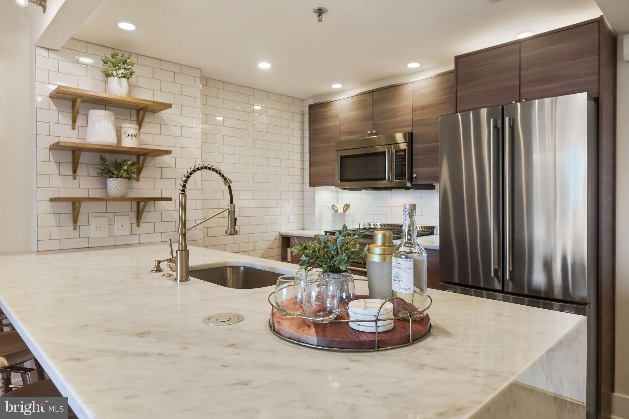 THE CHRISTOPHER - Residential