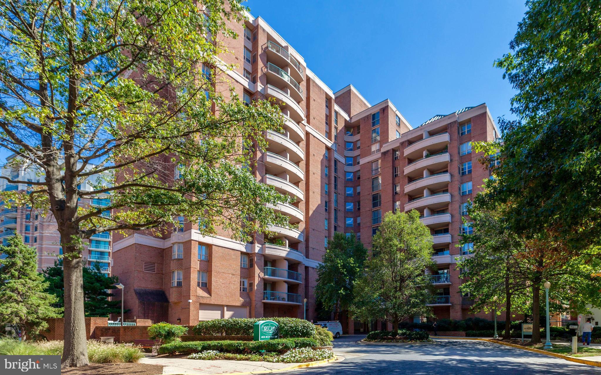 THE CHRISTOPHER - Residential