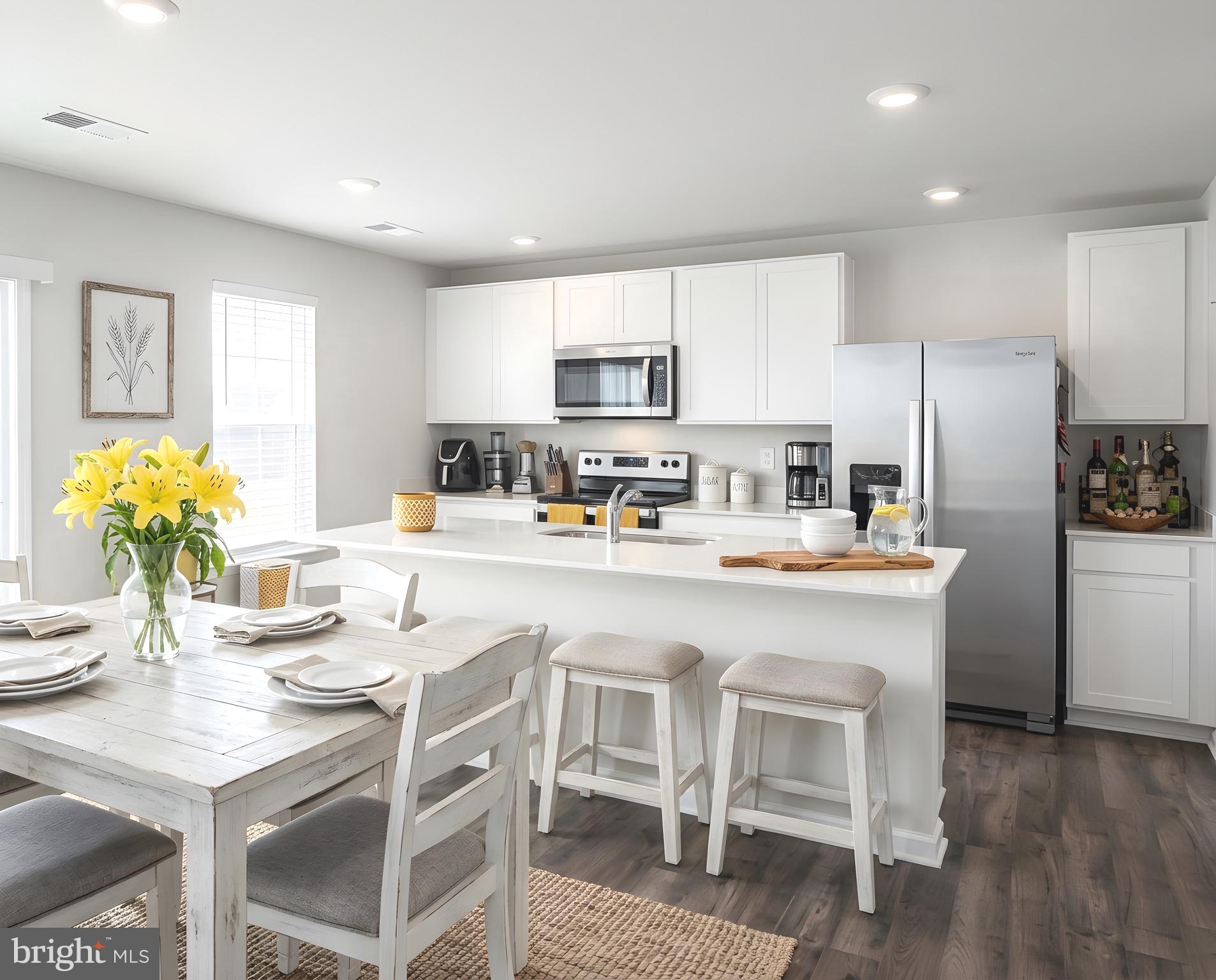 HIGH POINTE AT ROJEN FARMS - Residential