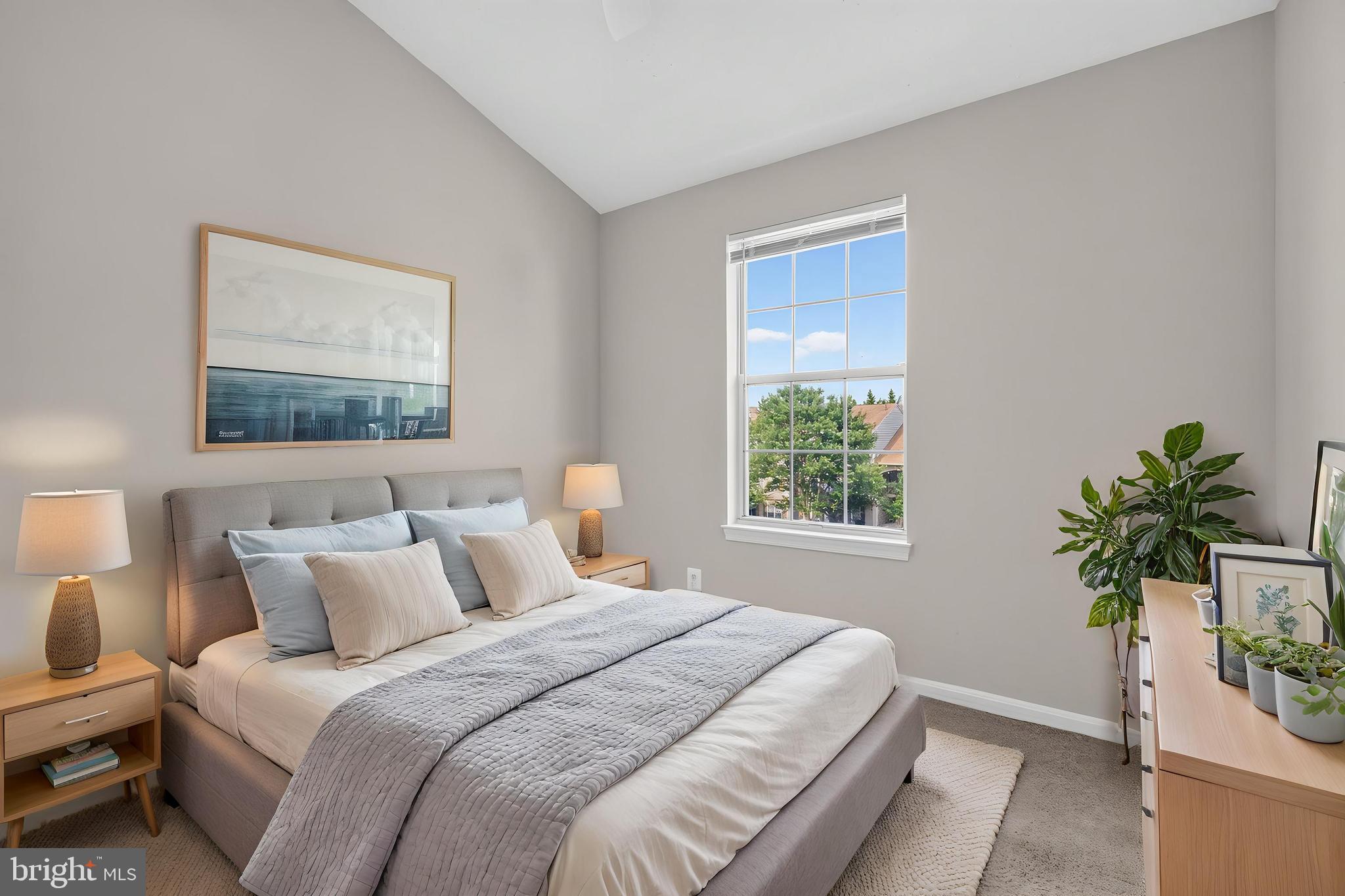 GUNSTON CORNER - Residential