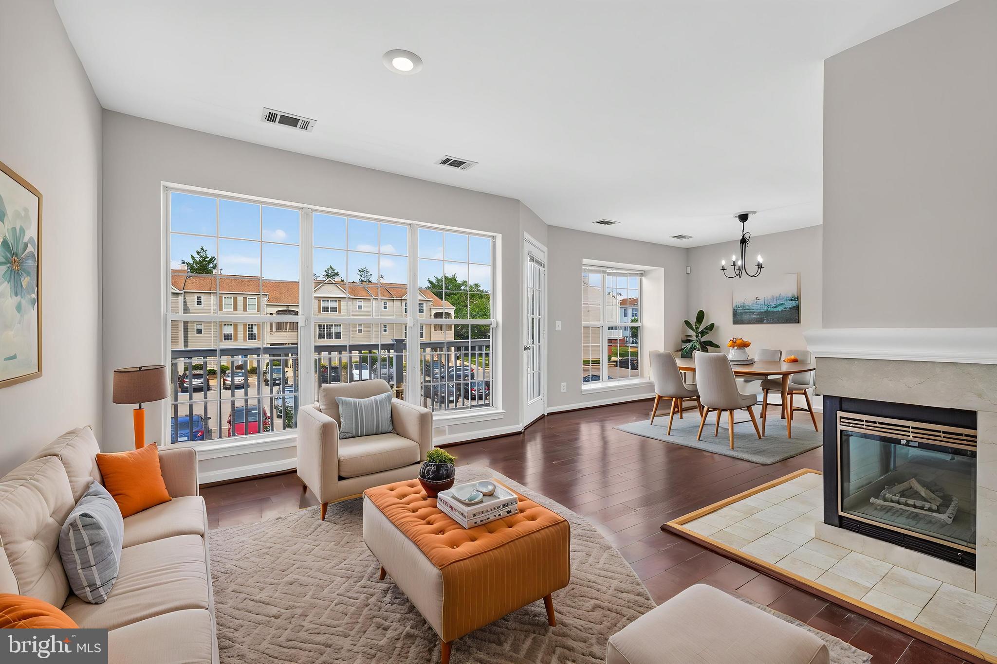 GUNSTON CORNER - Residential