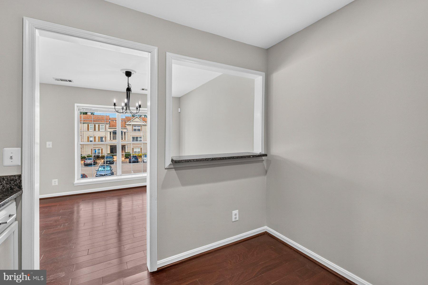 GUNSTON CORNER - Residential