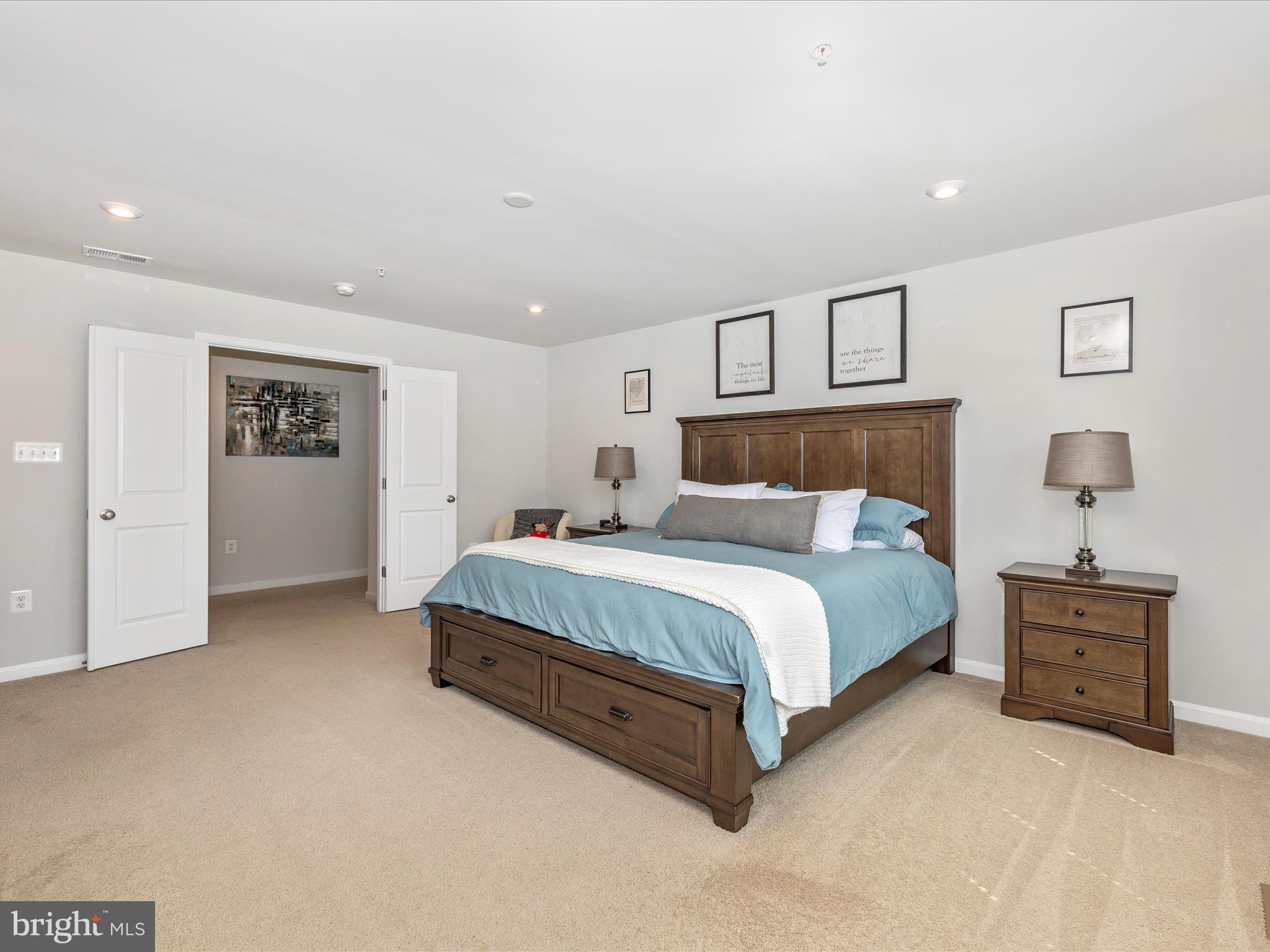 TALLYN RIDGE - Residential