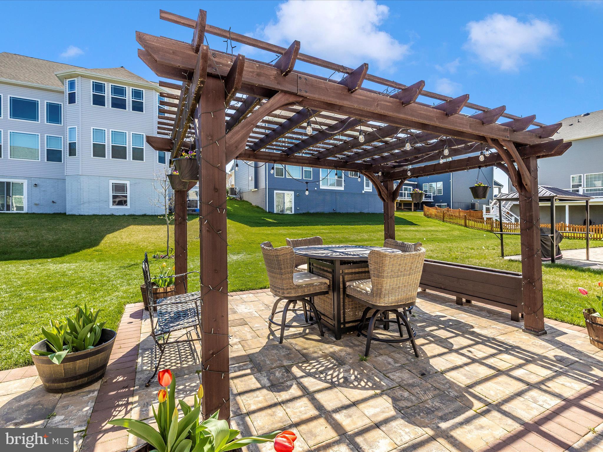 TALLYN RIDGE - Residential