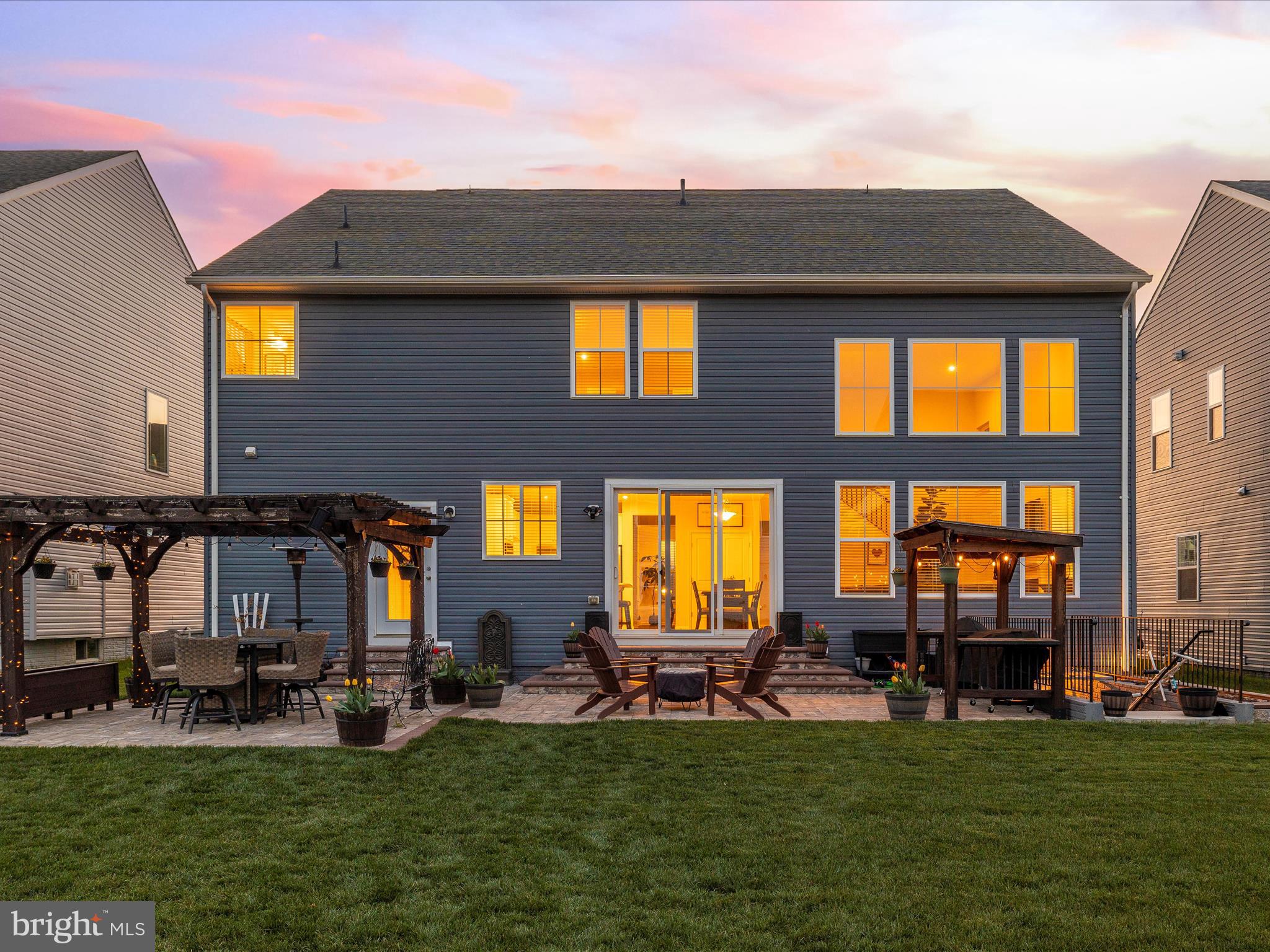 TALLYN RIDGE - Residential