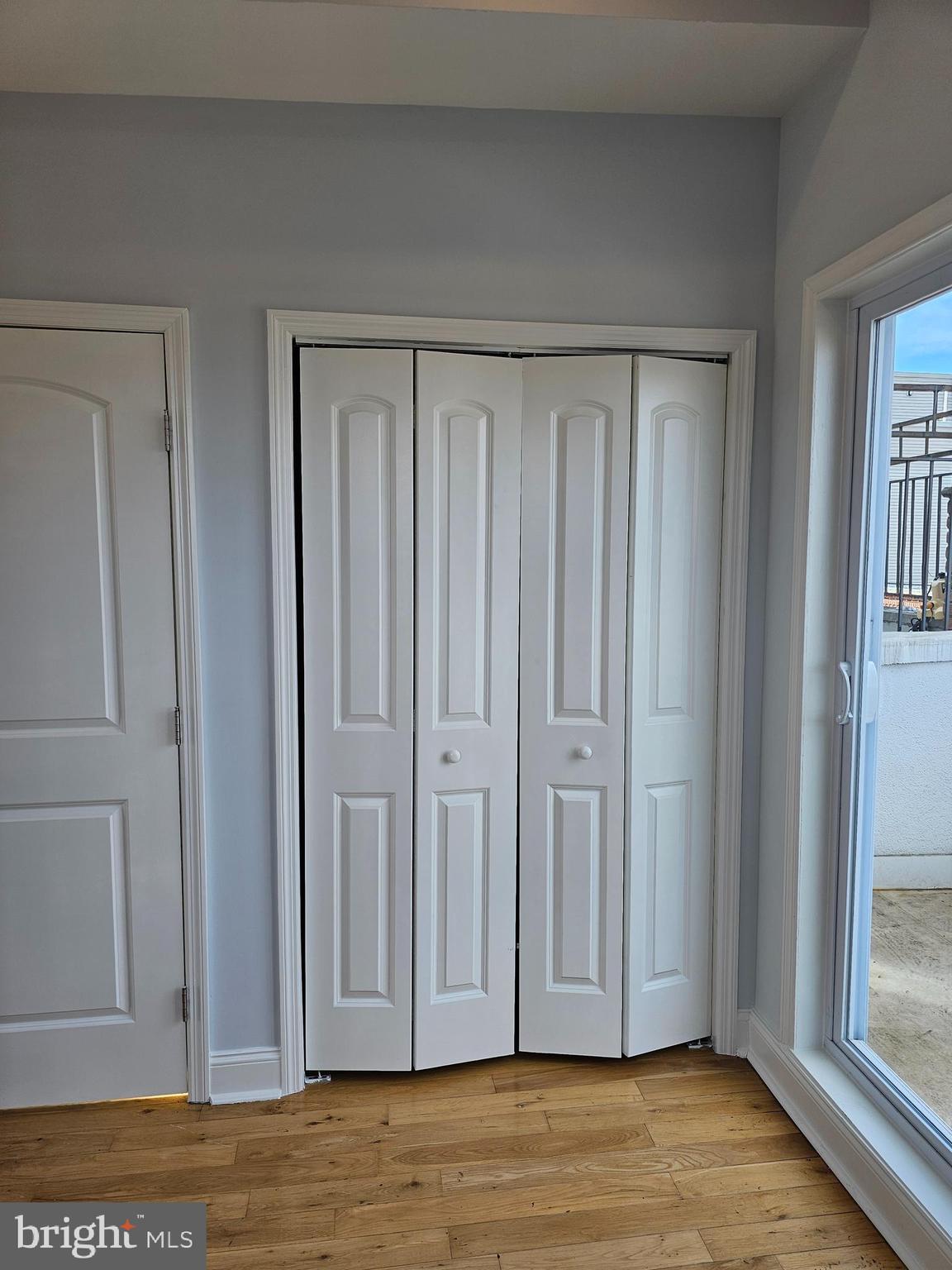POINT BREEZE - Residential
