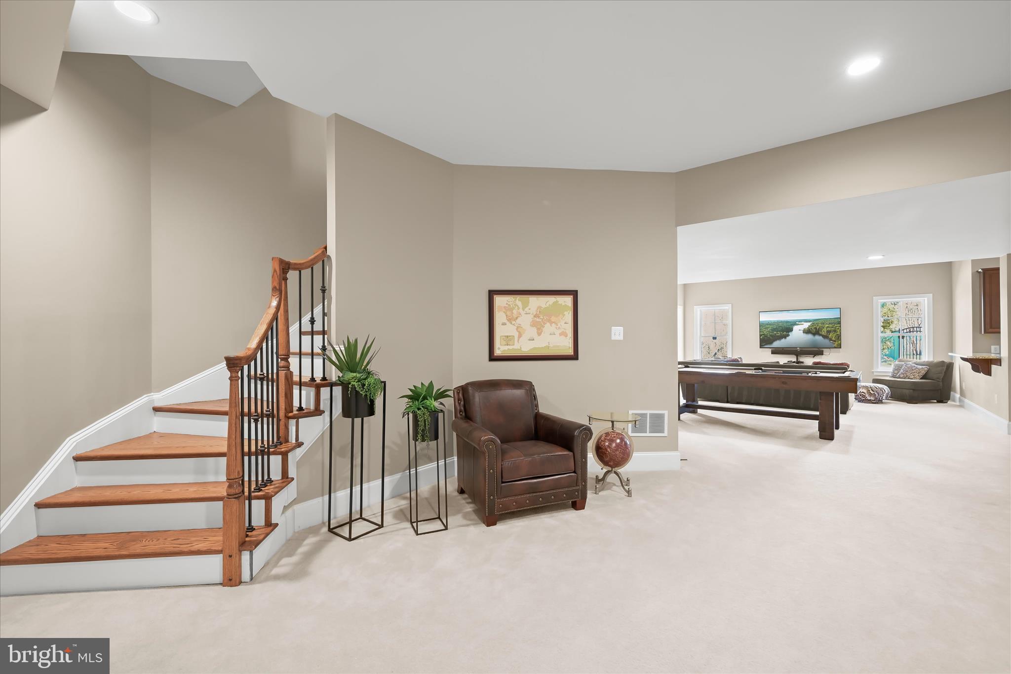 WALNUT GROVE - Residential