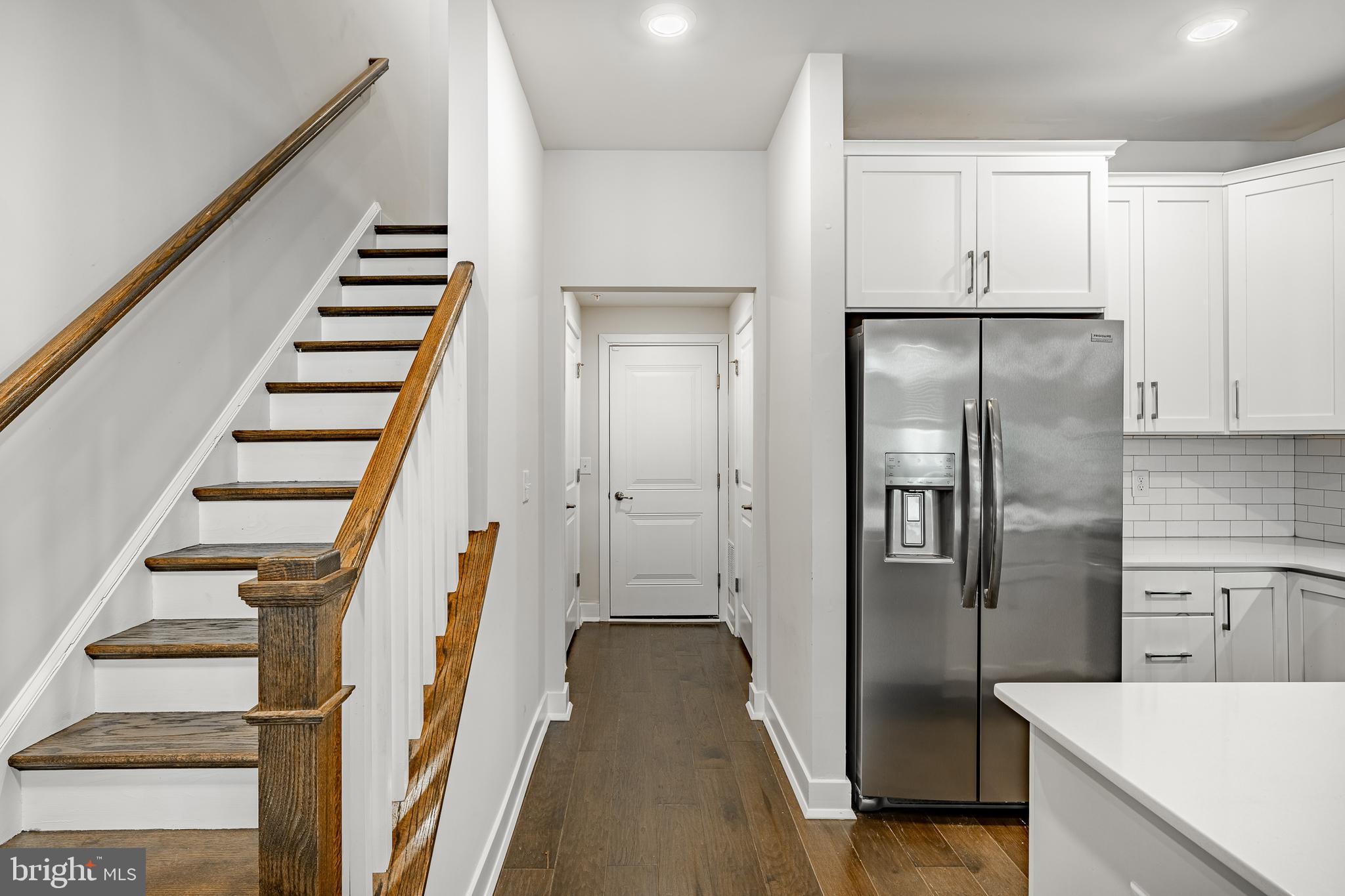 STEELPOINTE - Residential