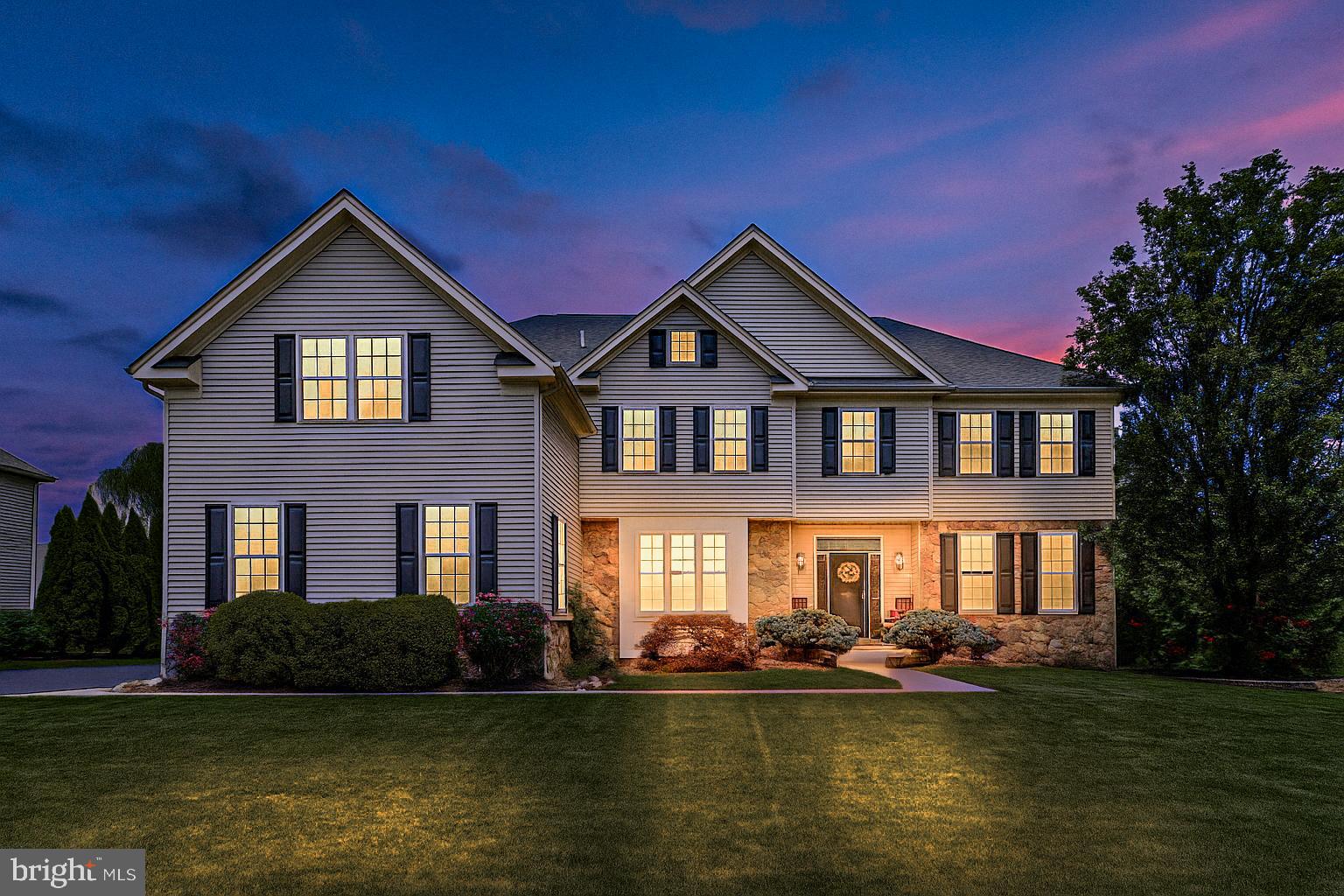 DEVONSHIRE ESTATES - Residential