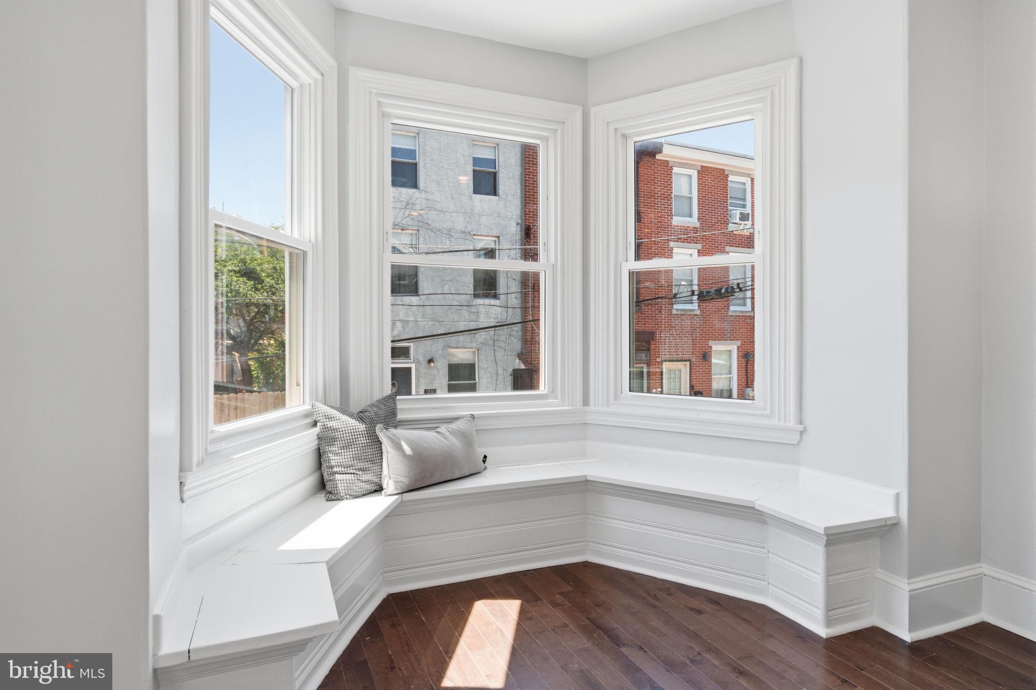 OLDE KENSINGTON - Residential