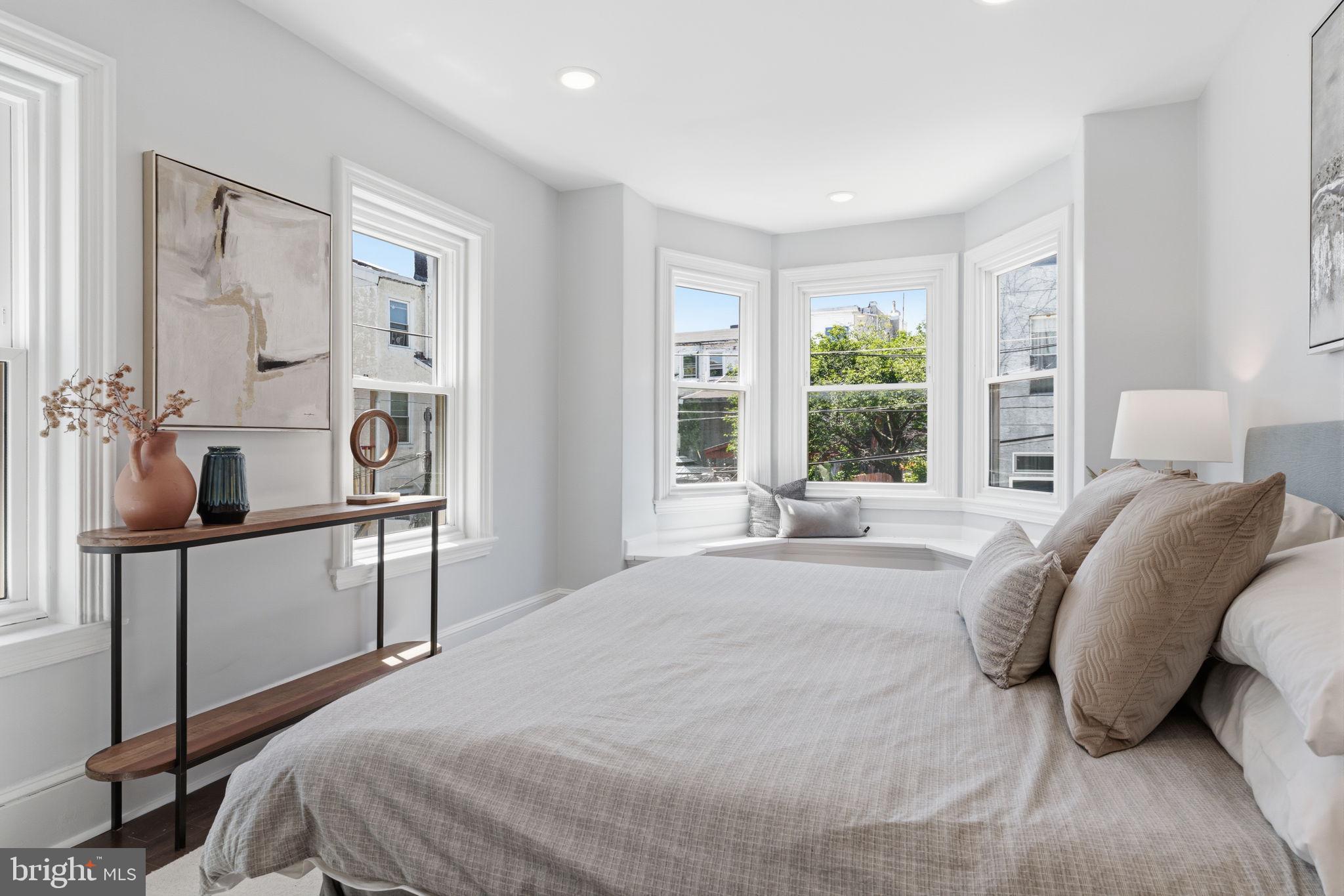 OLDE KENSINGTON - Residential