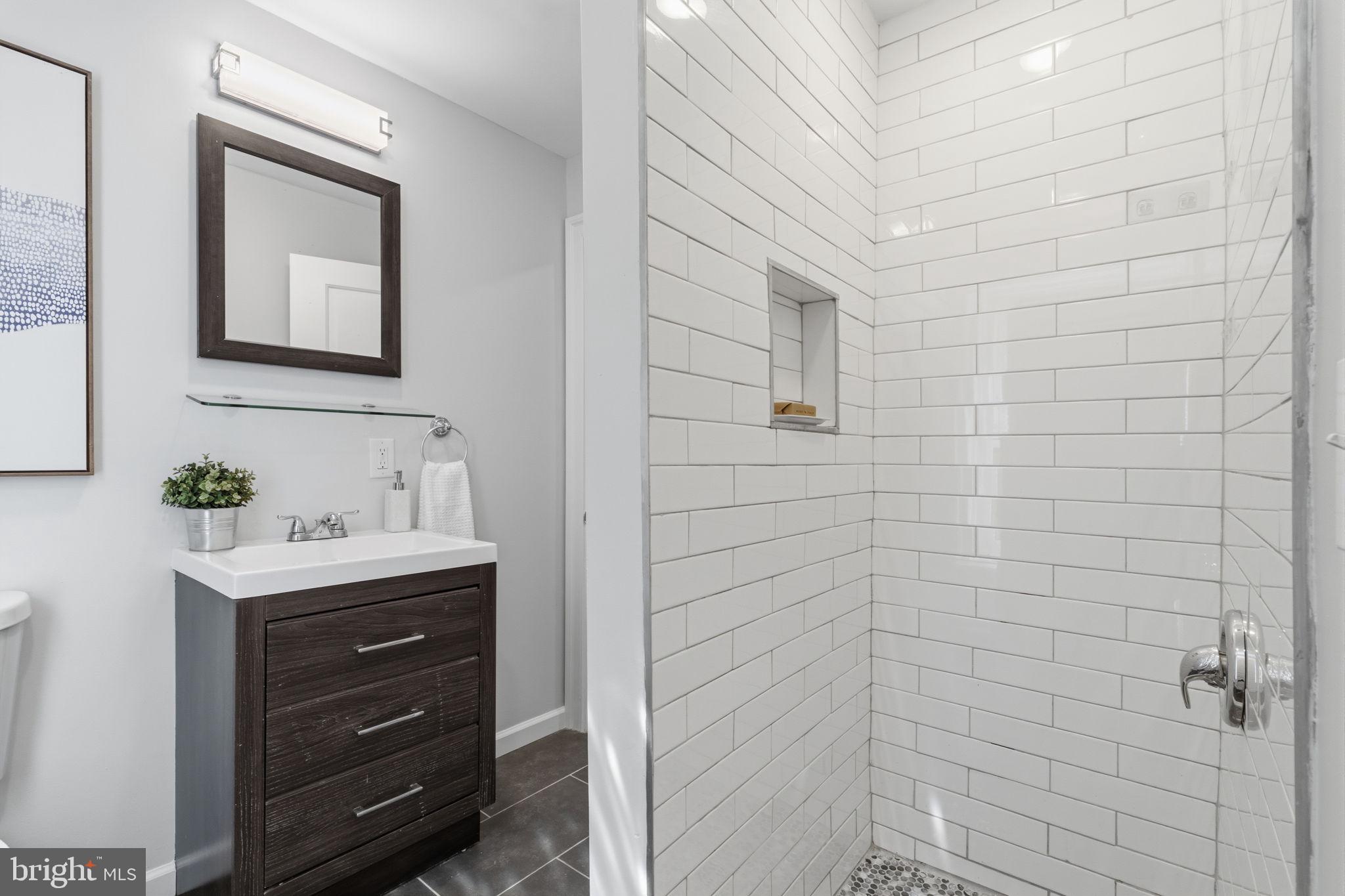 OLDE KENSINGTON - Residential