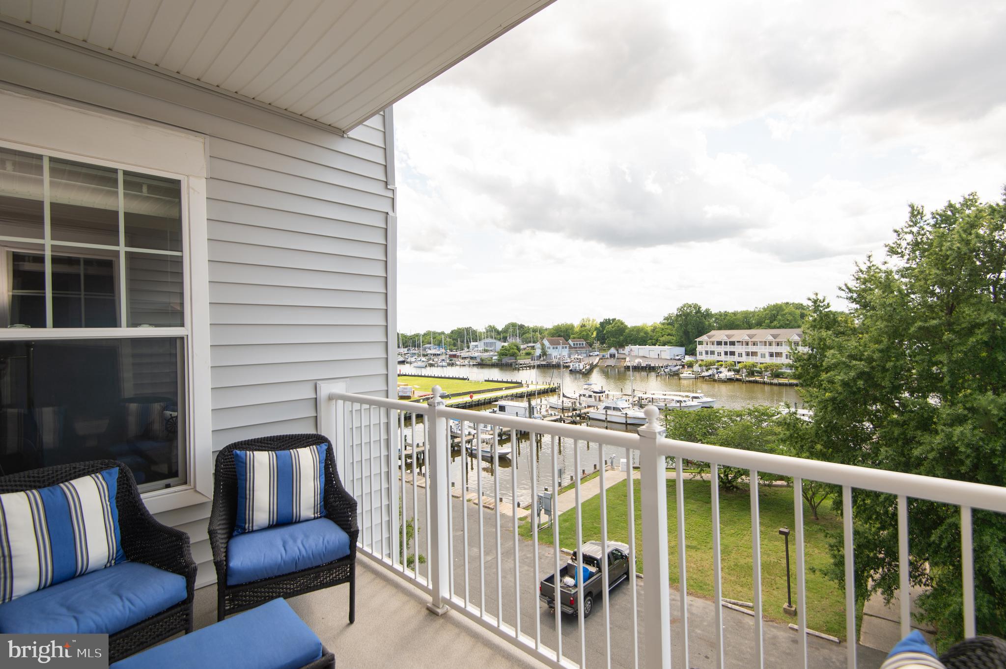 DEEP HARBOR - Residential