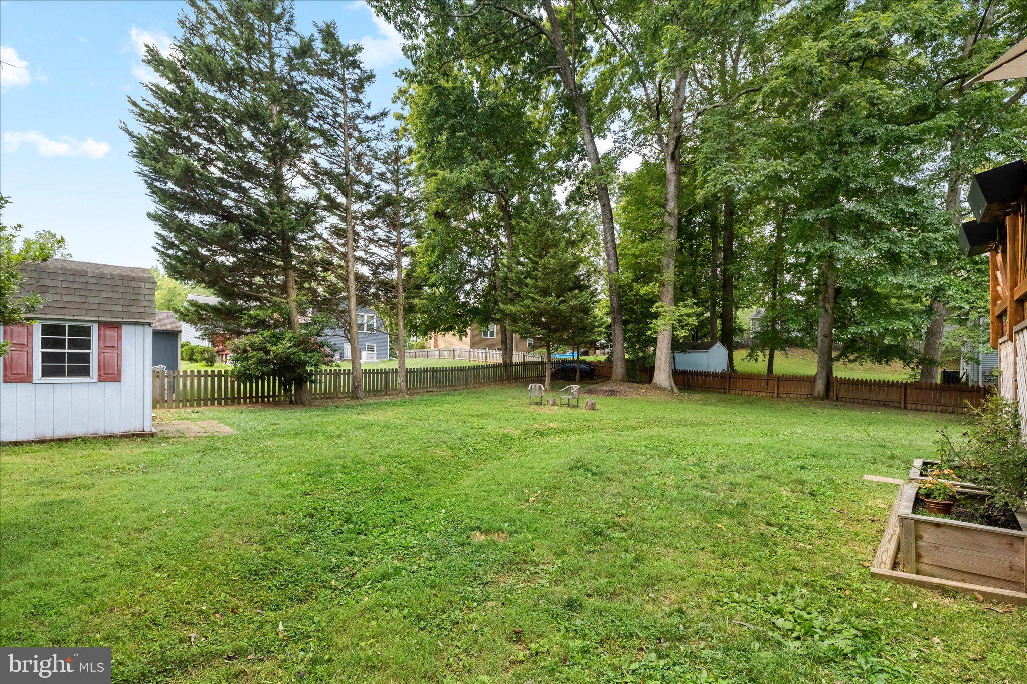 VISTA WOODS - Residential