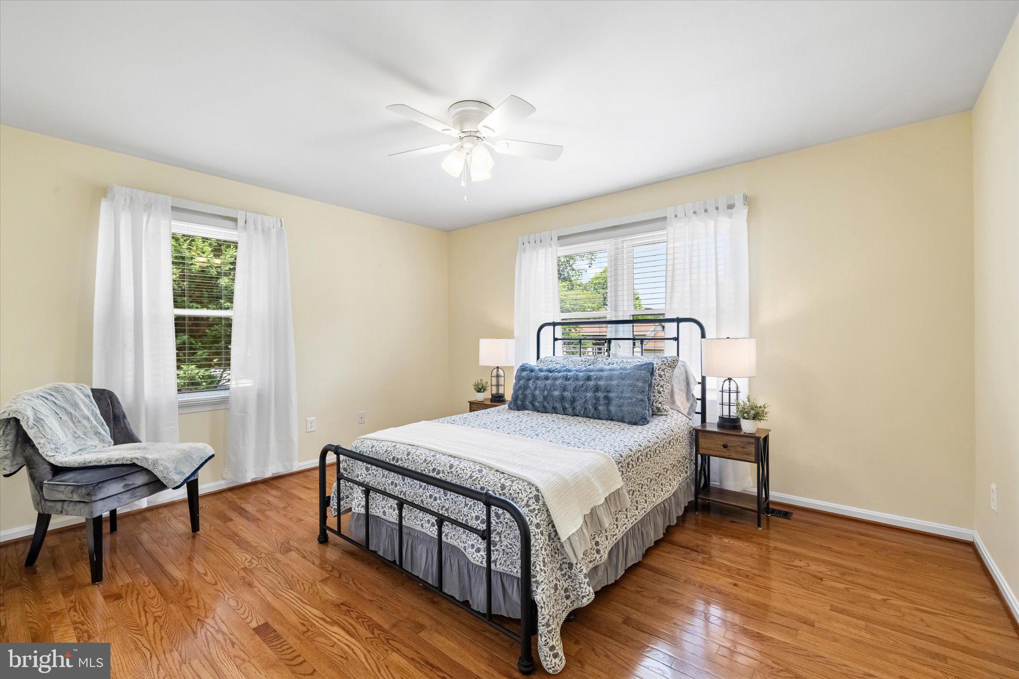 VISTA WOODS - Residential