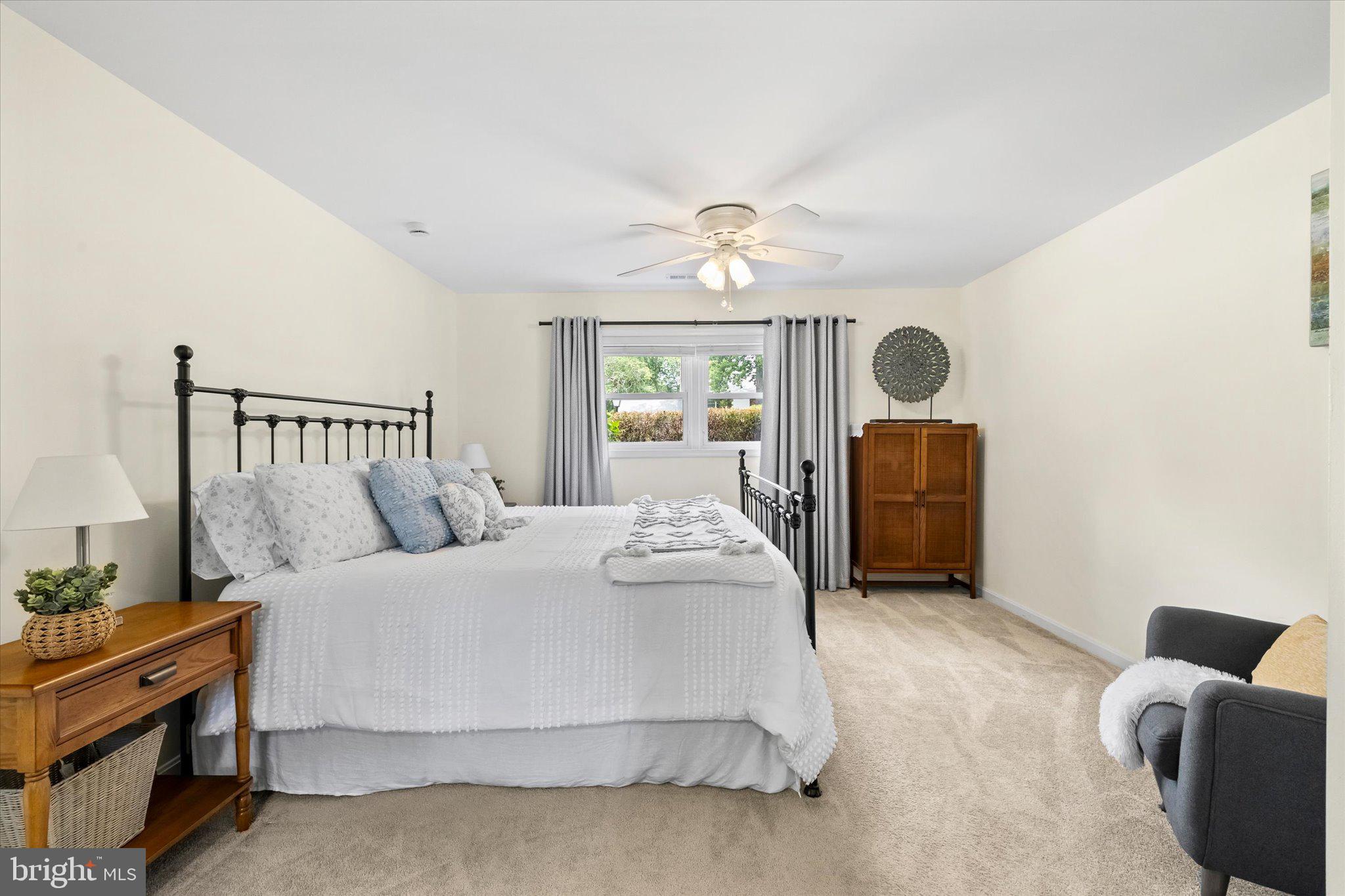 VISTA WOODS - Residential