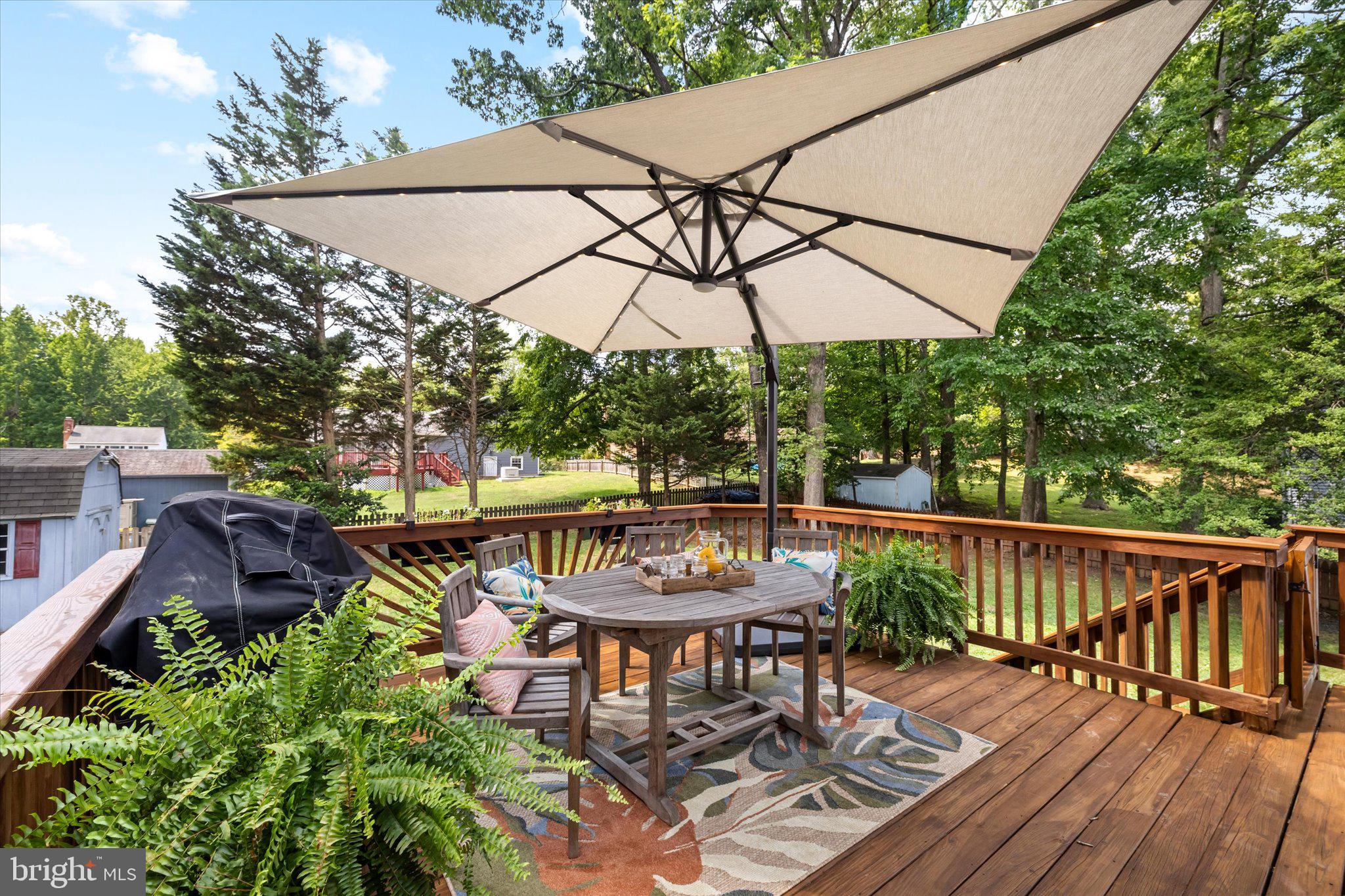 VISTA WOODS - Residential