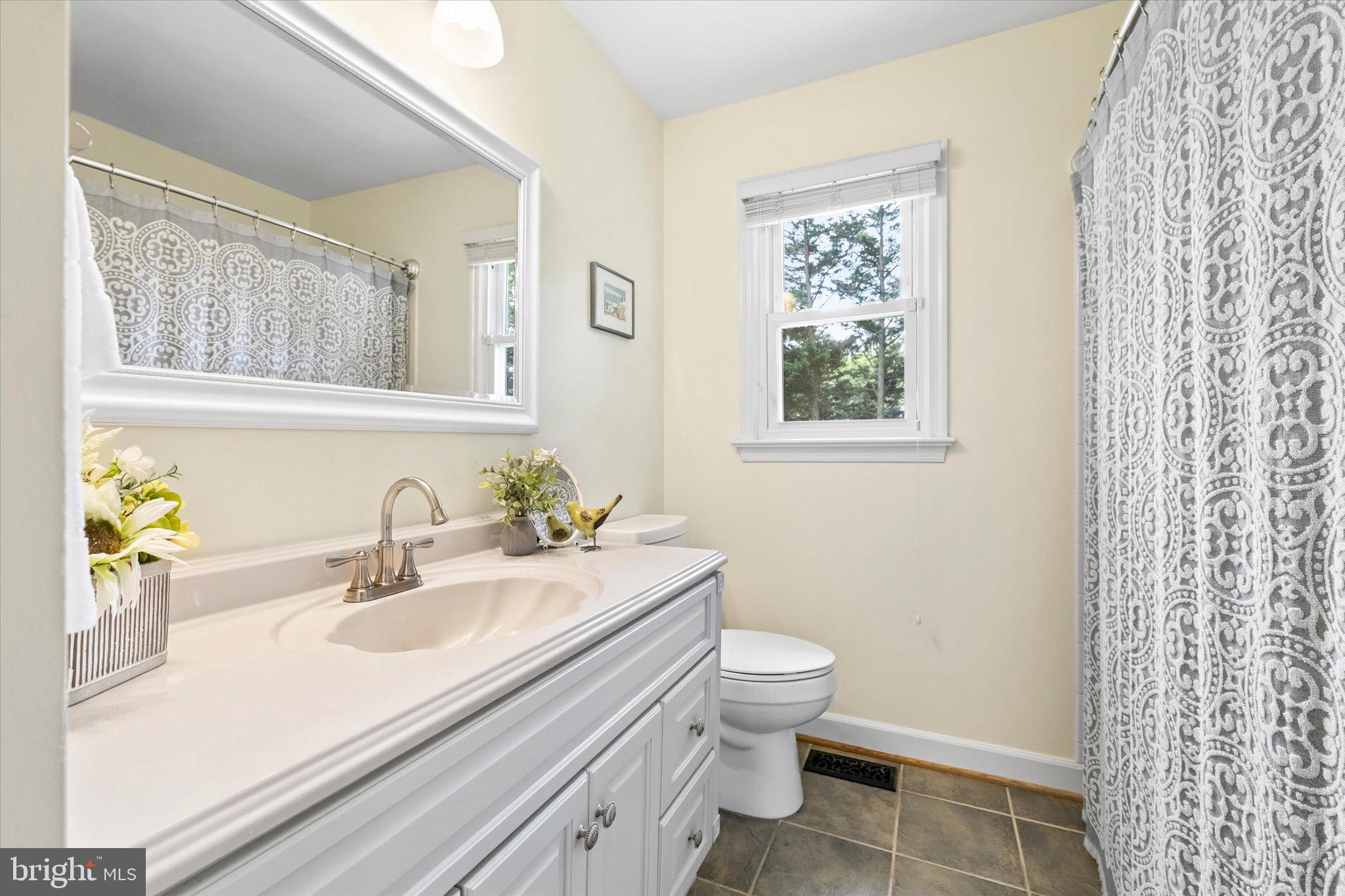 VISTA WOODS - Residential
