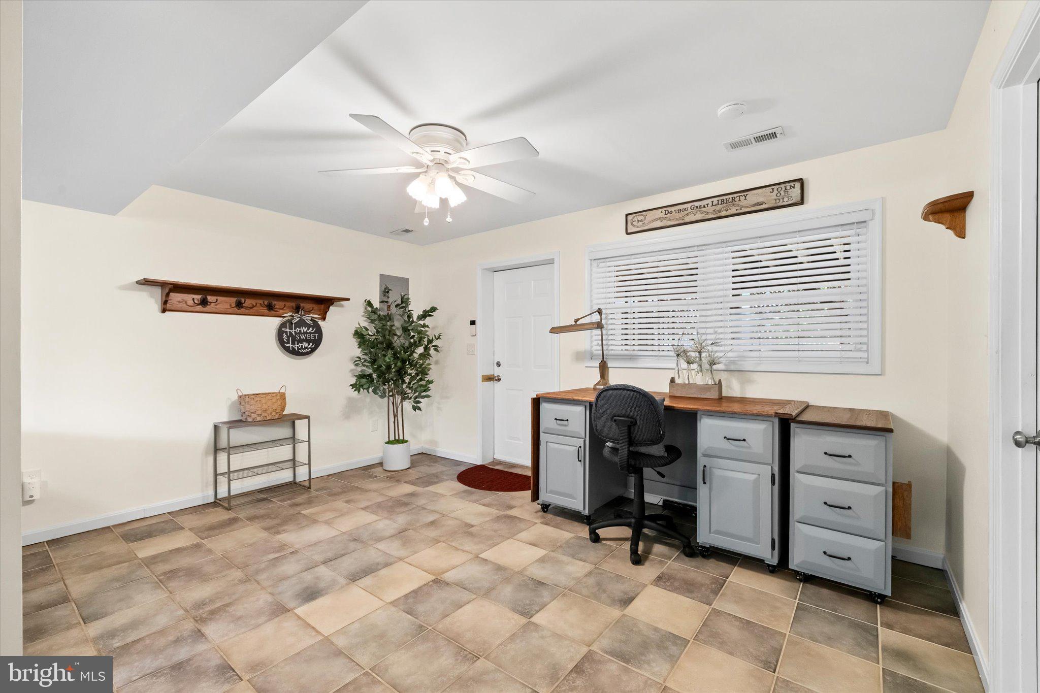 VISTA WOODS - Residential