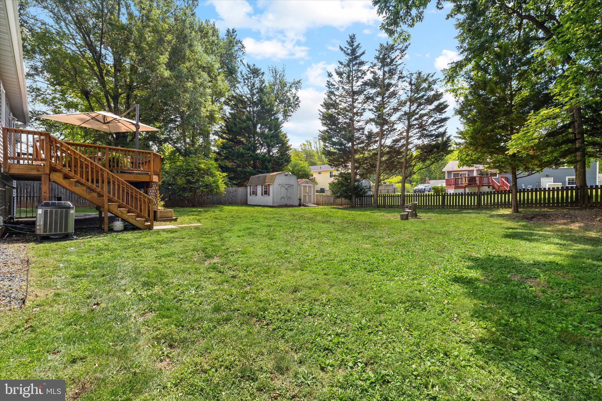 VISTA WOODS - Residential