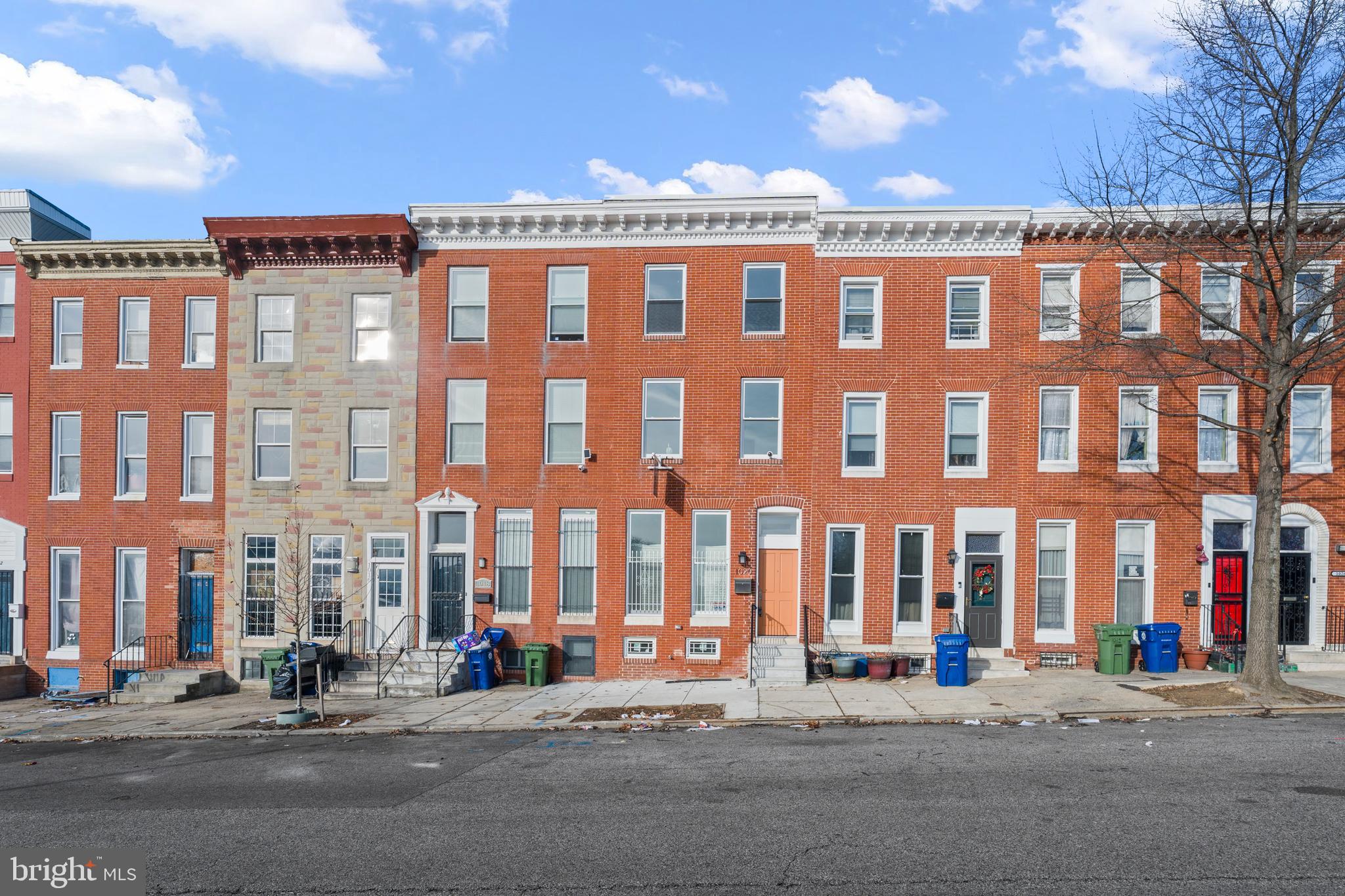 JOHNSTON SQUARE - Residential