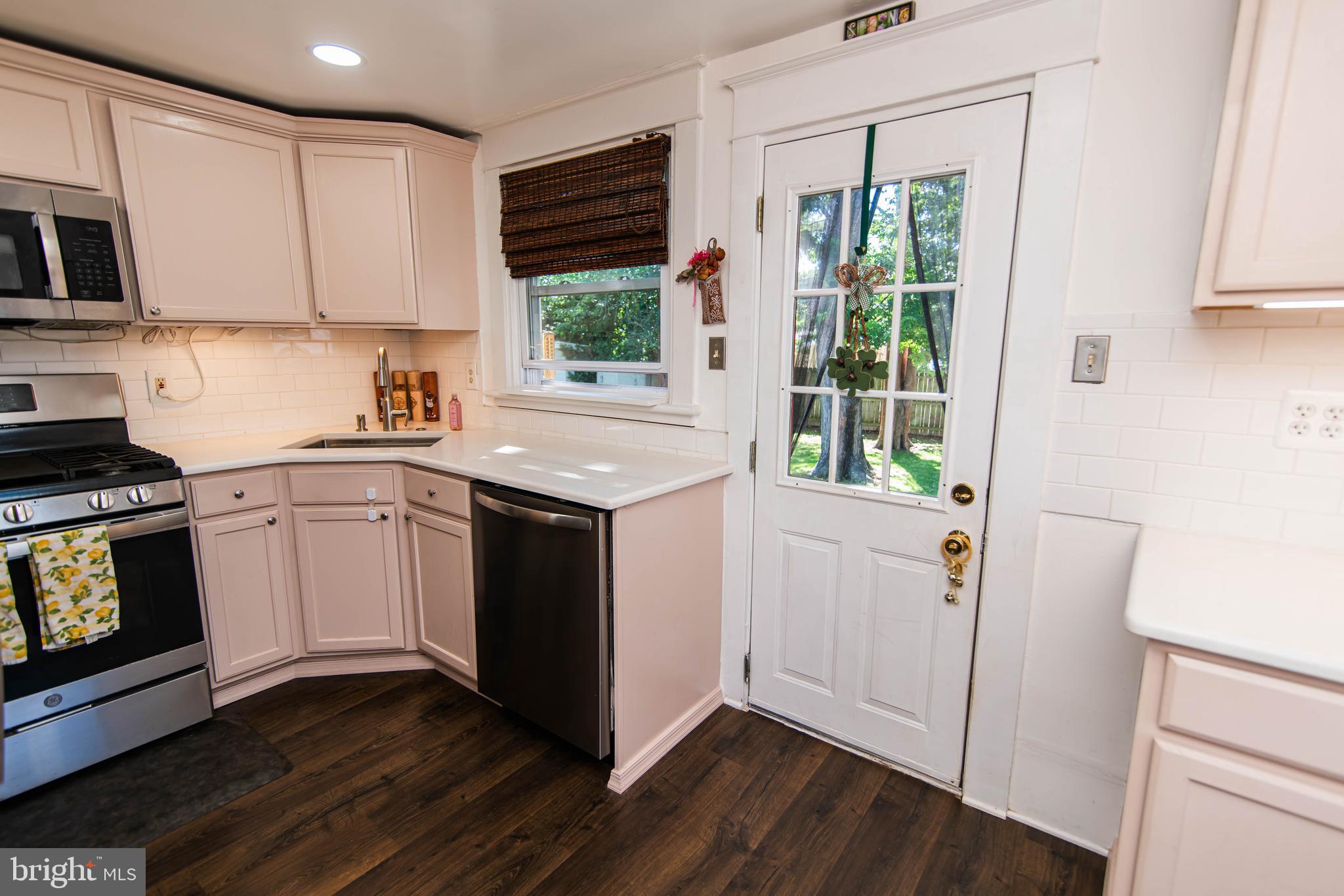 ARDSLEY - Residential
