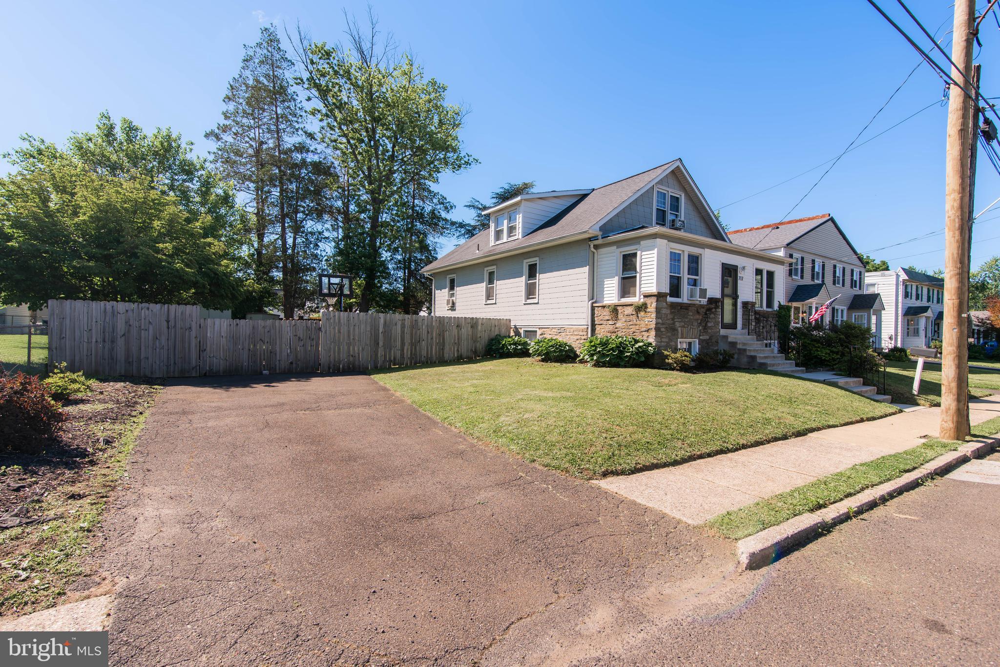 ARDSLEY - Residential
