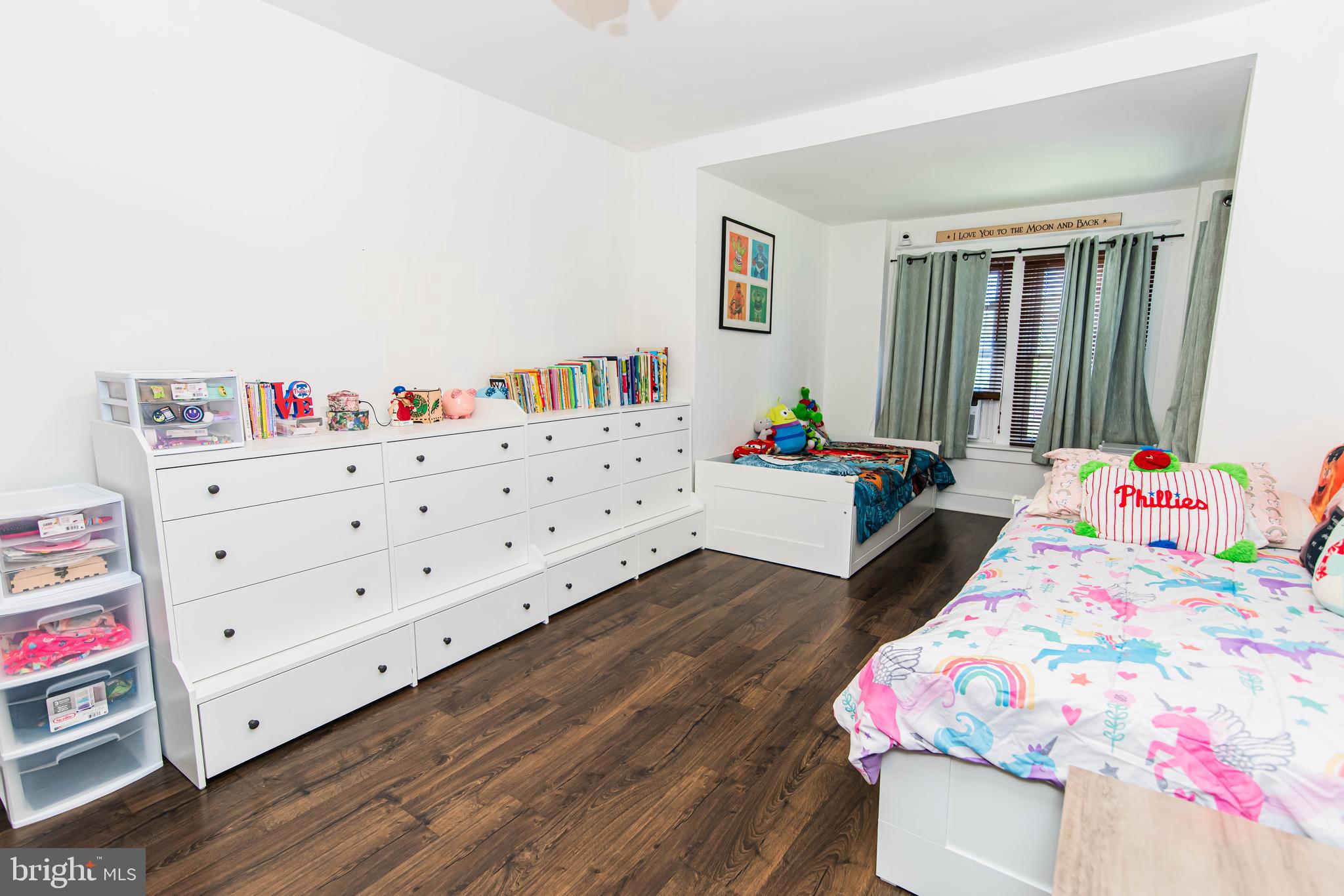 ARDSLEY - Residential