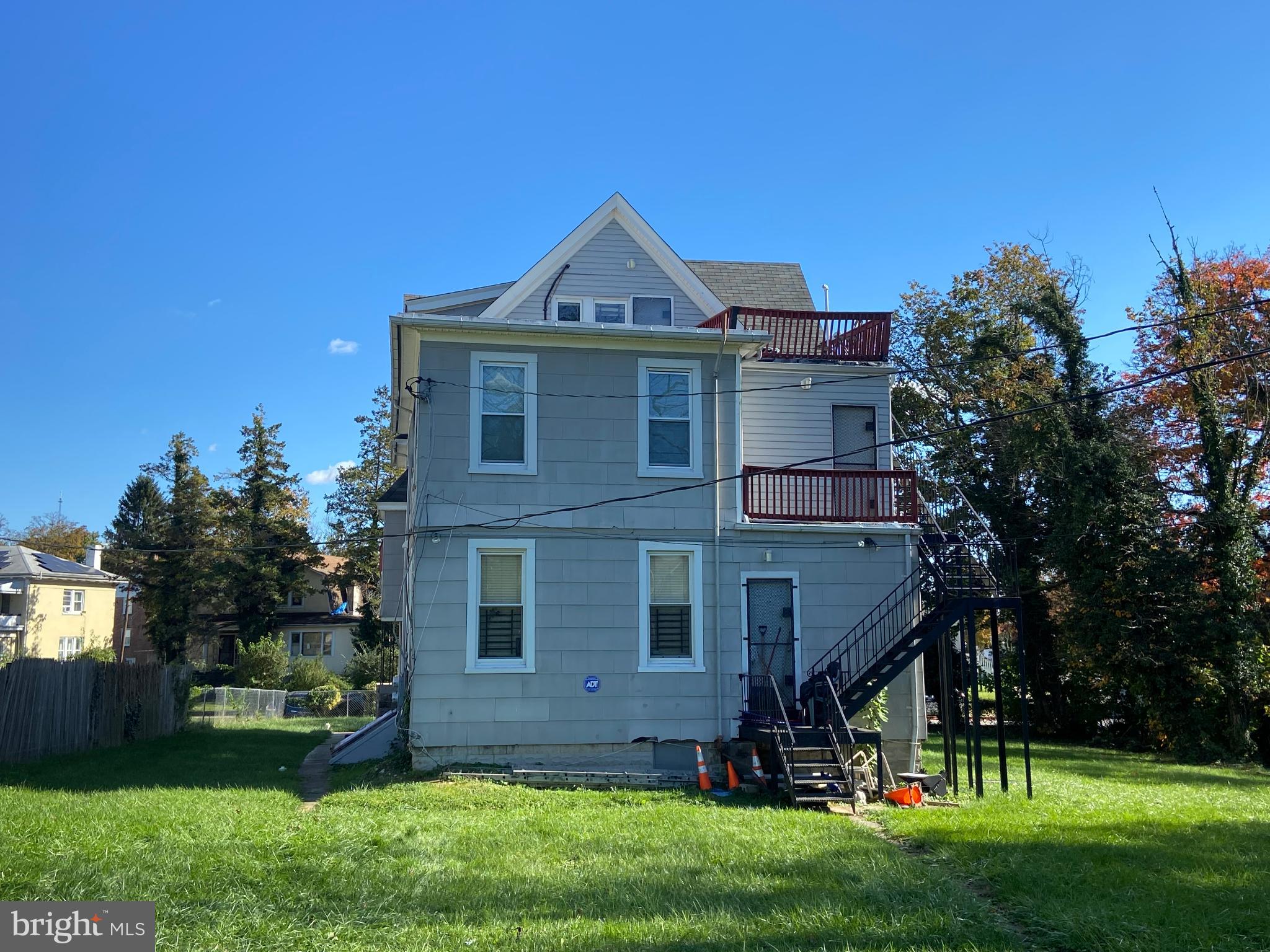 DORCHESTER - Residential Income