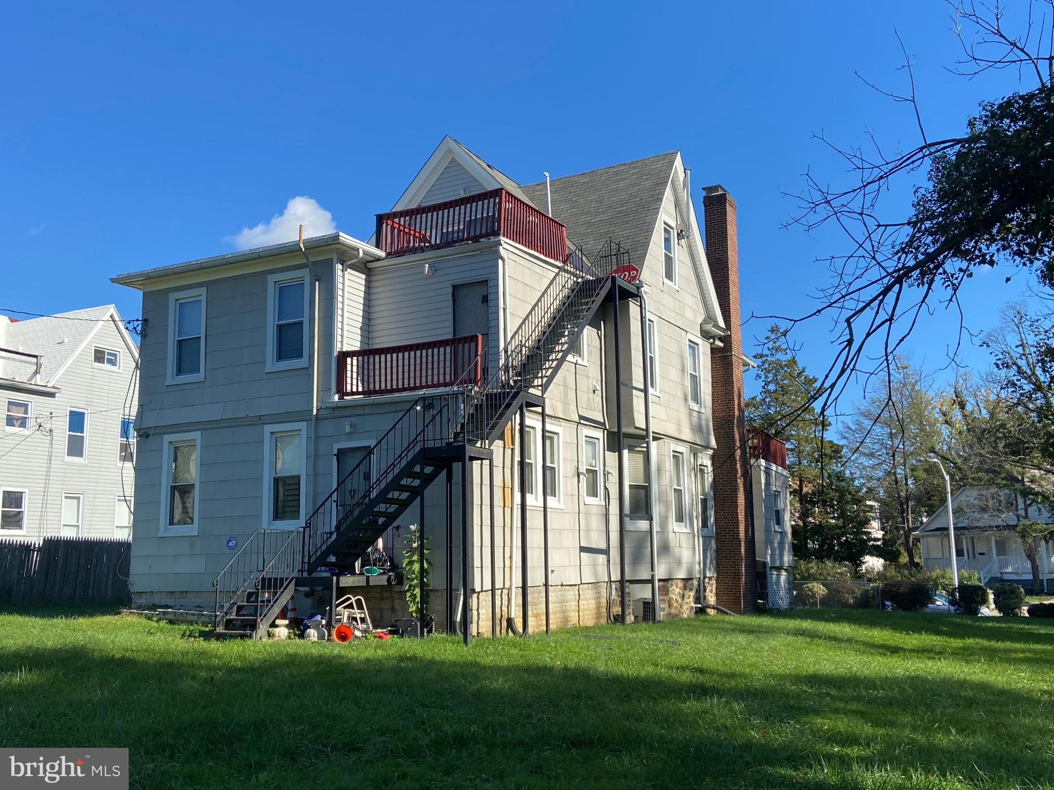 DORCHESTER - Residential Income