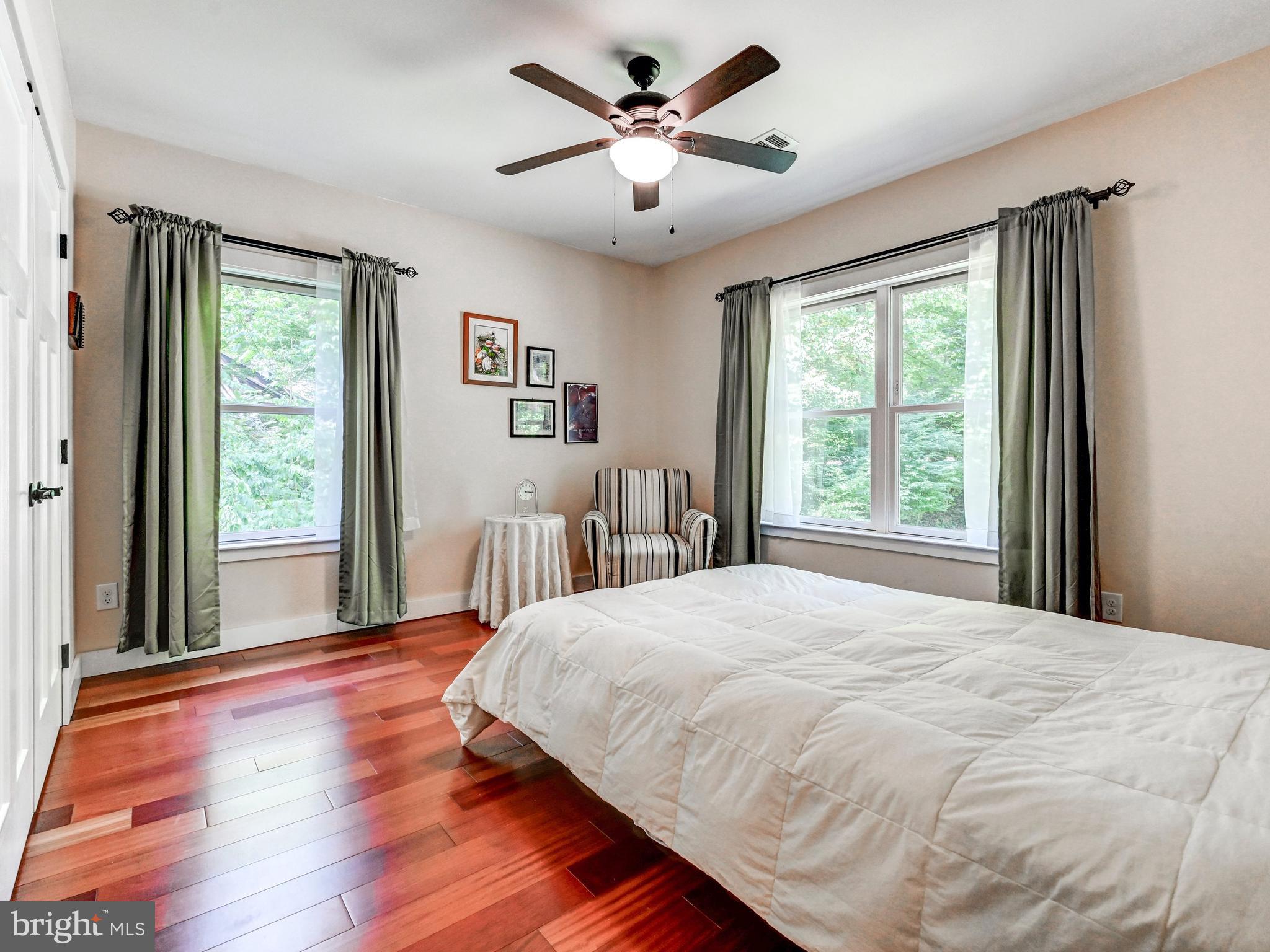 GREENWOOD - Residential