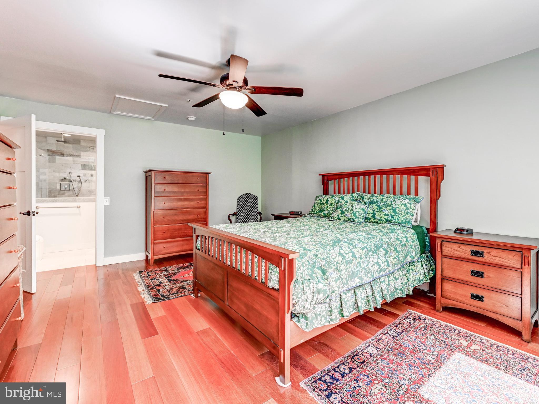 GREENWOOD - Residential