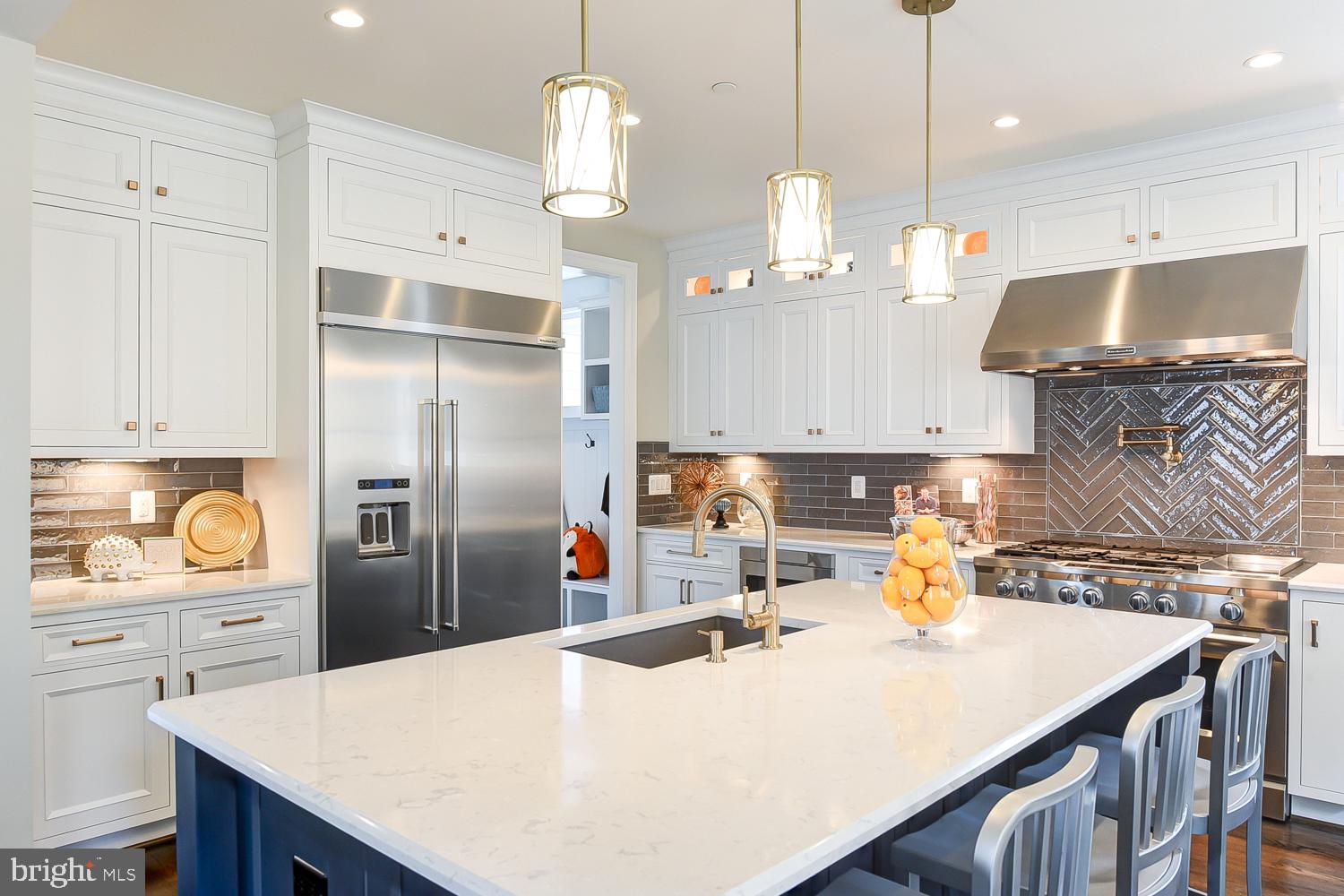 GLENBROOK VILLAGE - Residential
