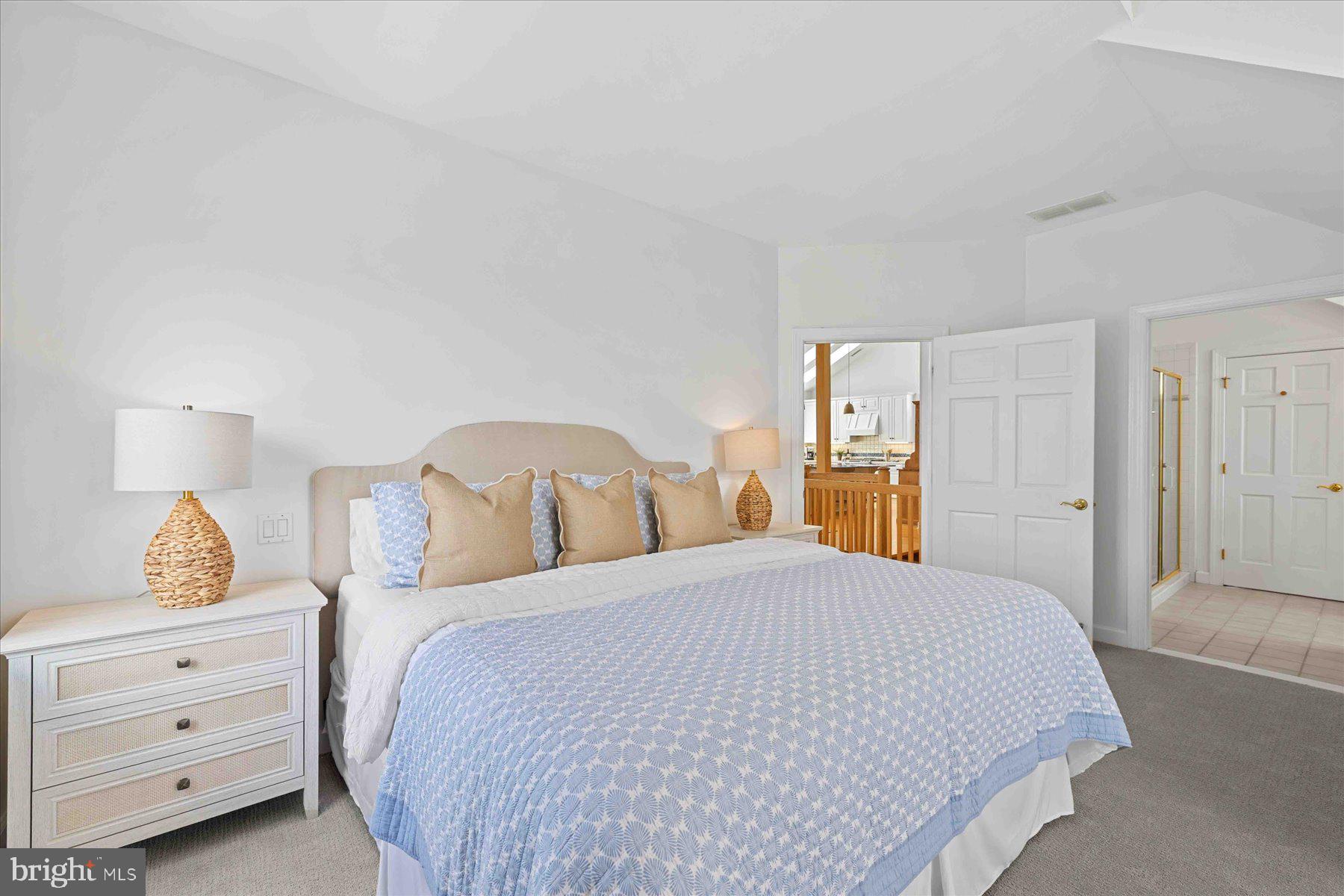 SUSSEX SHORES - Residential
