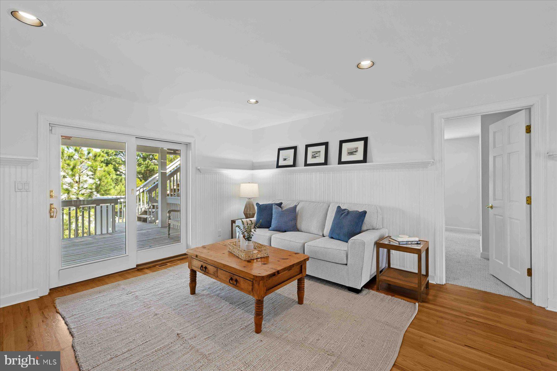 SUSSEX SHORES - Residential