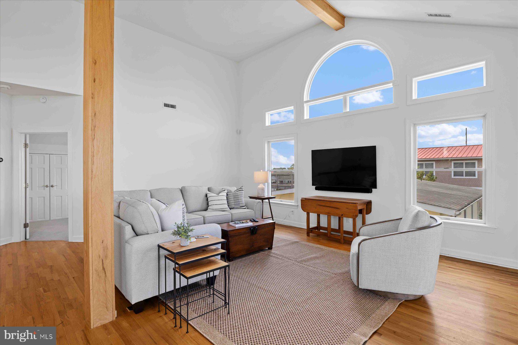 SUSSEX SHORES - Residential