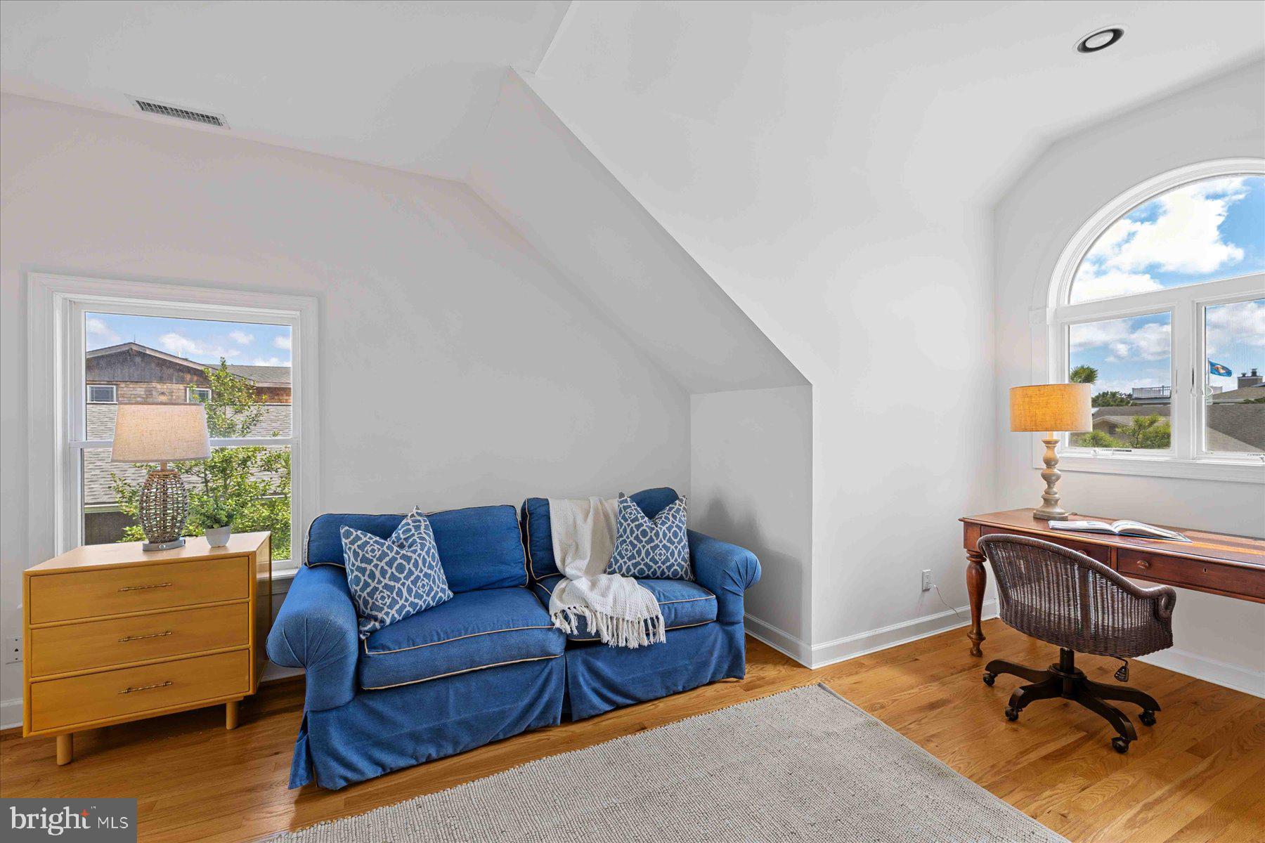 SUSSEX SHORES - Residential