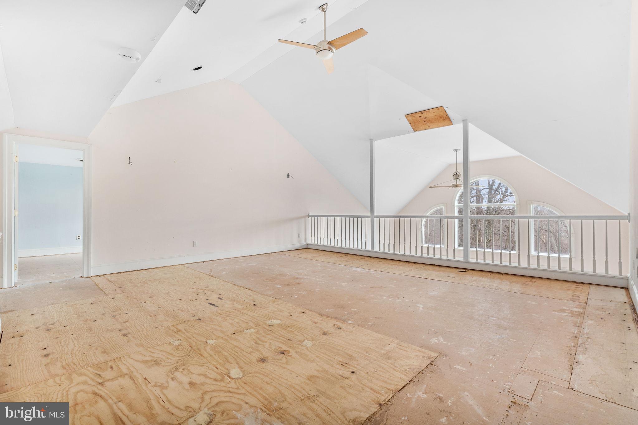 WALNUT RIDGE - Residential