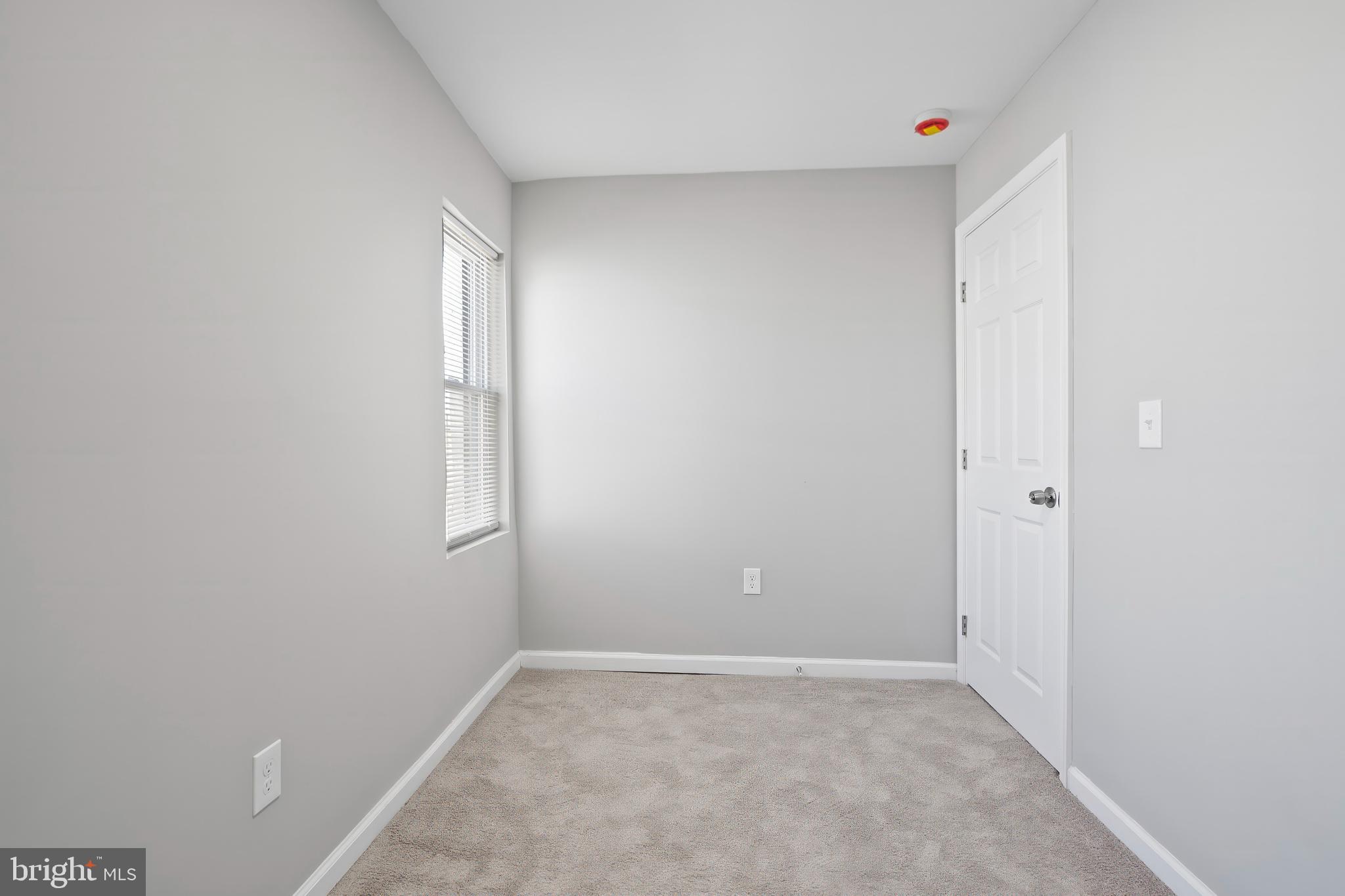 BROADWAY EAST - Residential